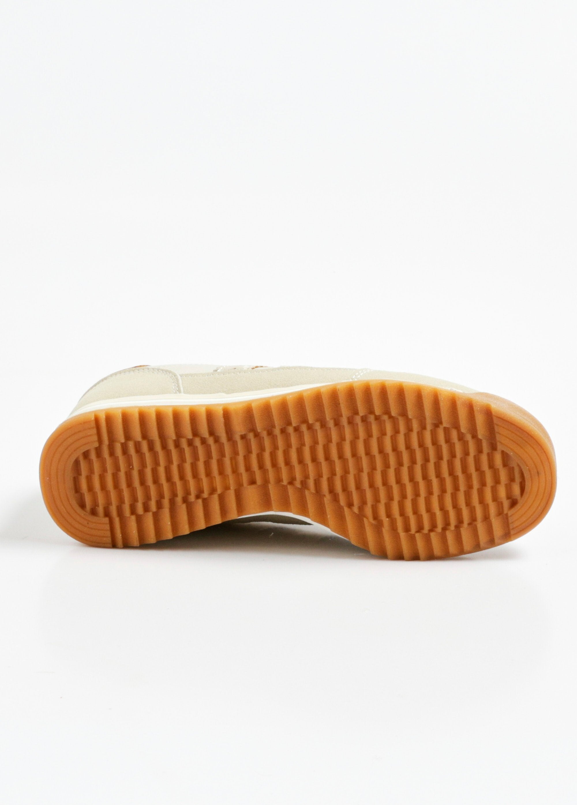 Suede-look_wedge_sneakers_Beige_UN1_slim