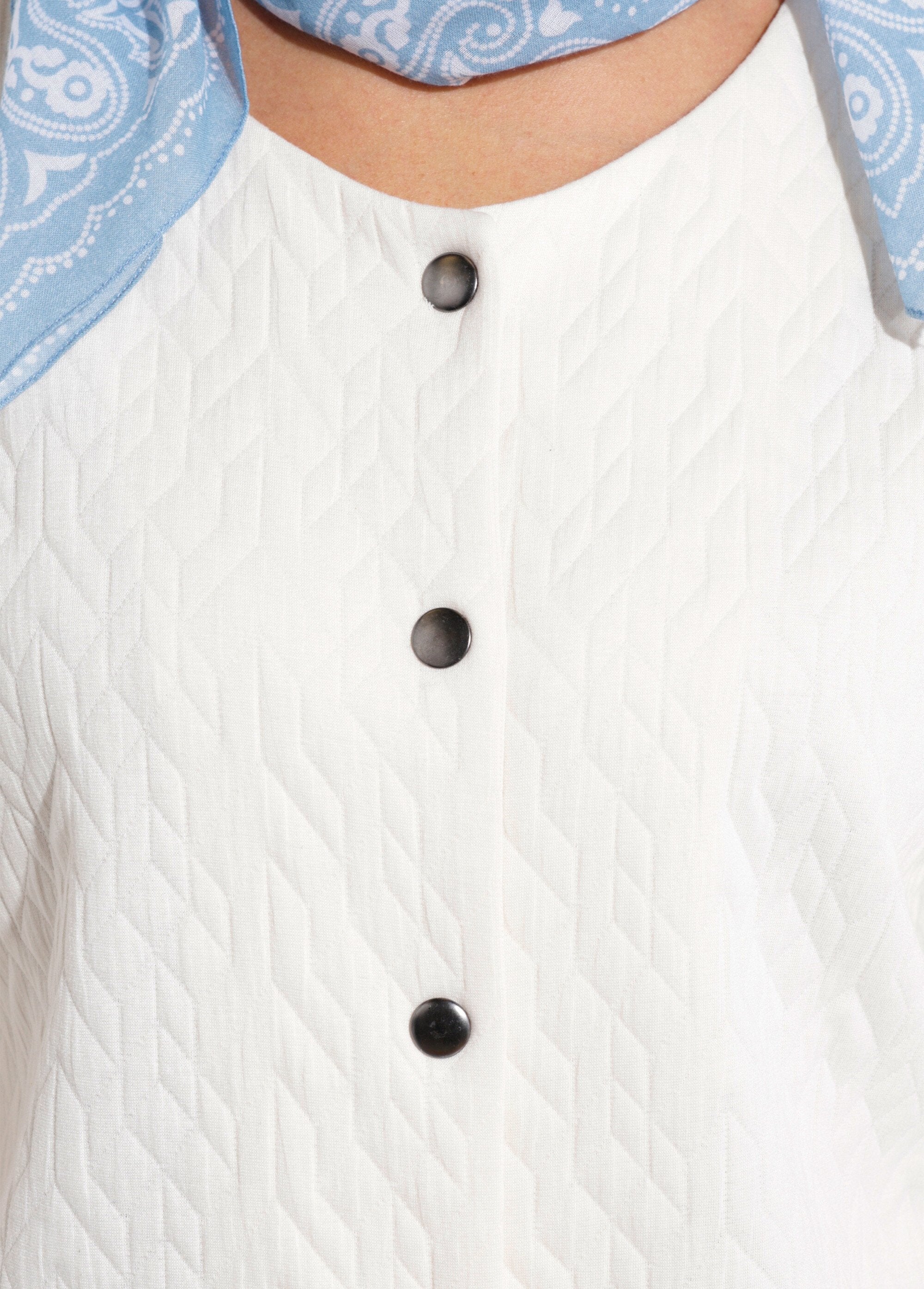 Blouson_pressionné_effet_matelassé_Ecru_DE1_slim