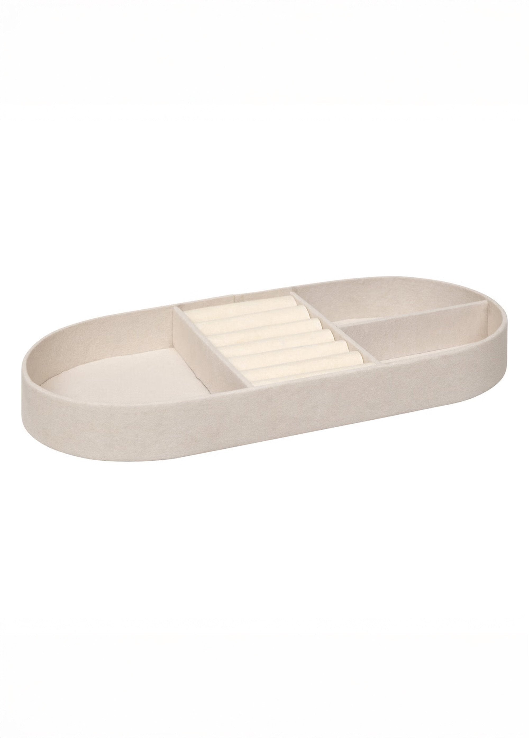 Oval_velvet_jewelry_box_Beige_DE2_slim
