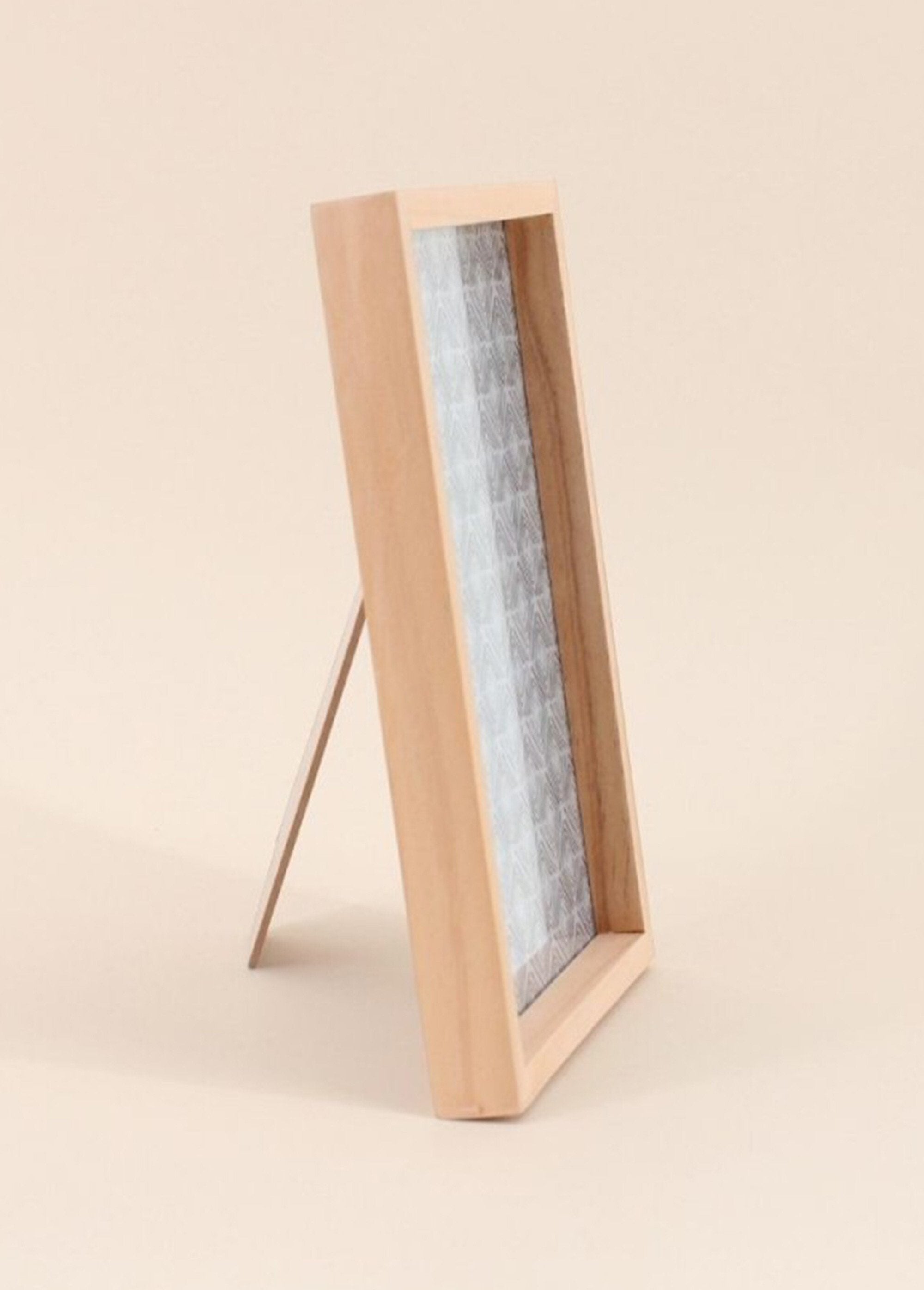 18x24cm_photo_frame_made_of_V1_certified_wood_Natural_DE1_slim