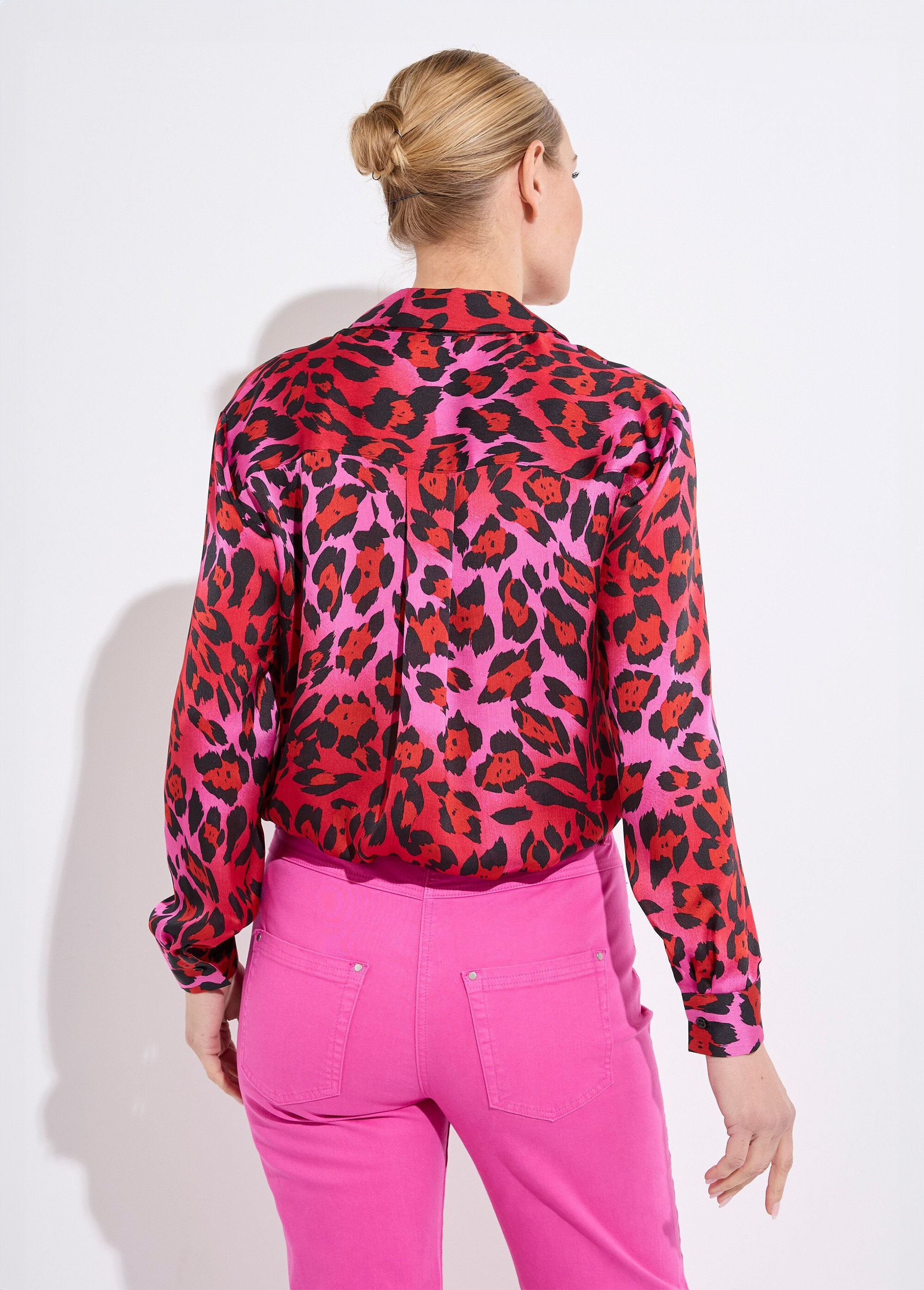Long_sleeve_satin_button-down_blouse_Fuchsia_print_DO1_slim