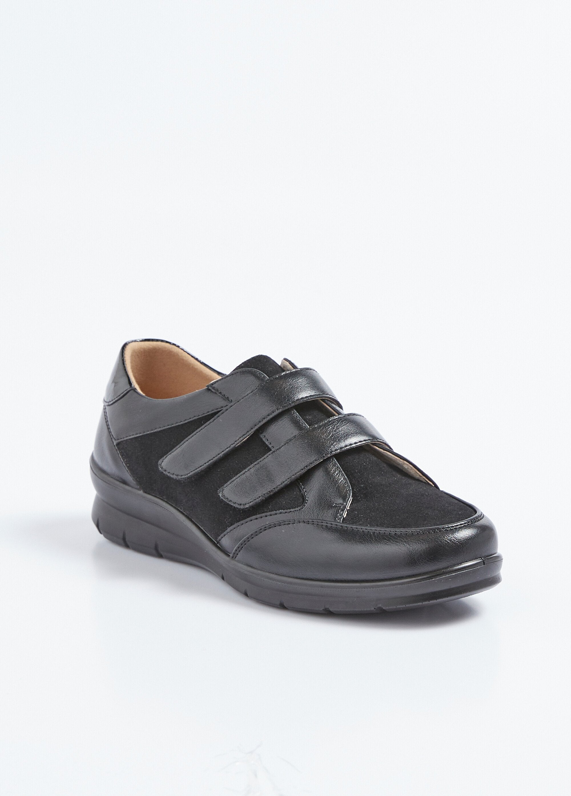Comfort_width_derbies_with_two-material_Velcro_Black_FA1_slim