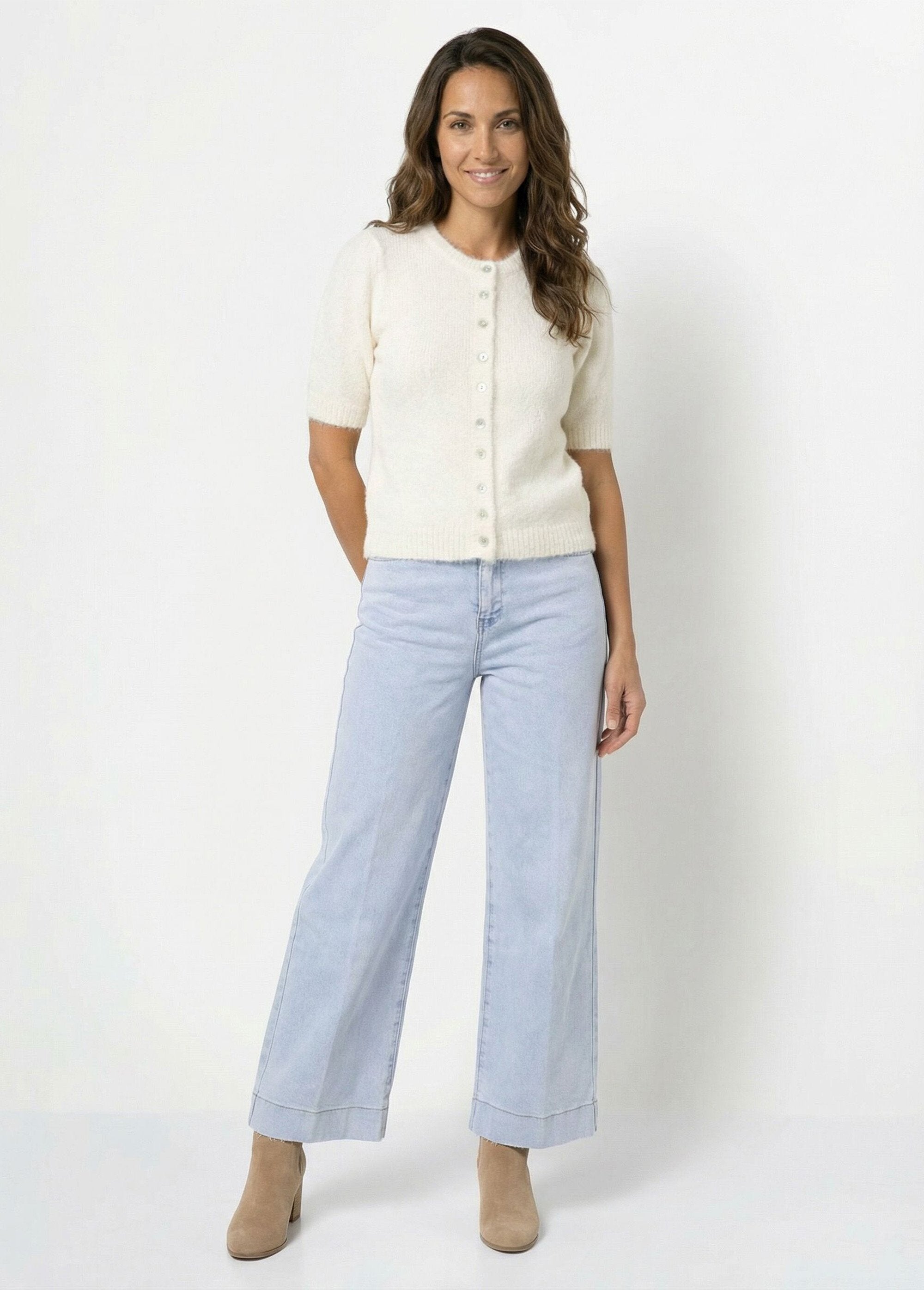 Short-sleeved_cardigan_with_wool_Ecru_SF1_slim