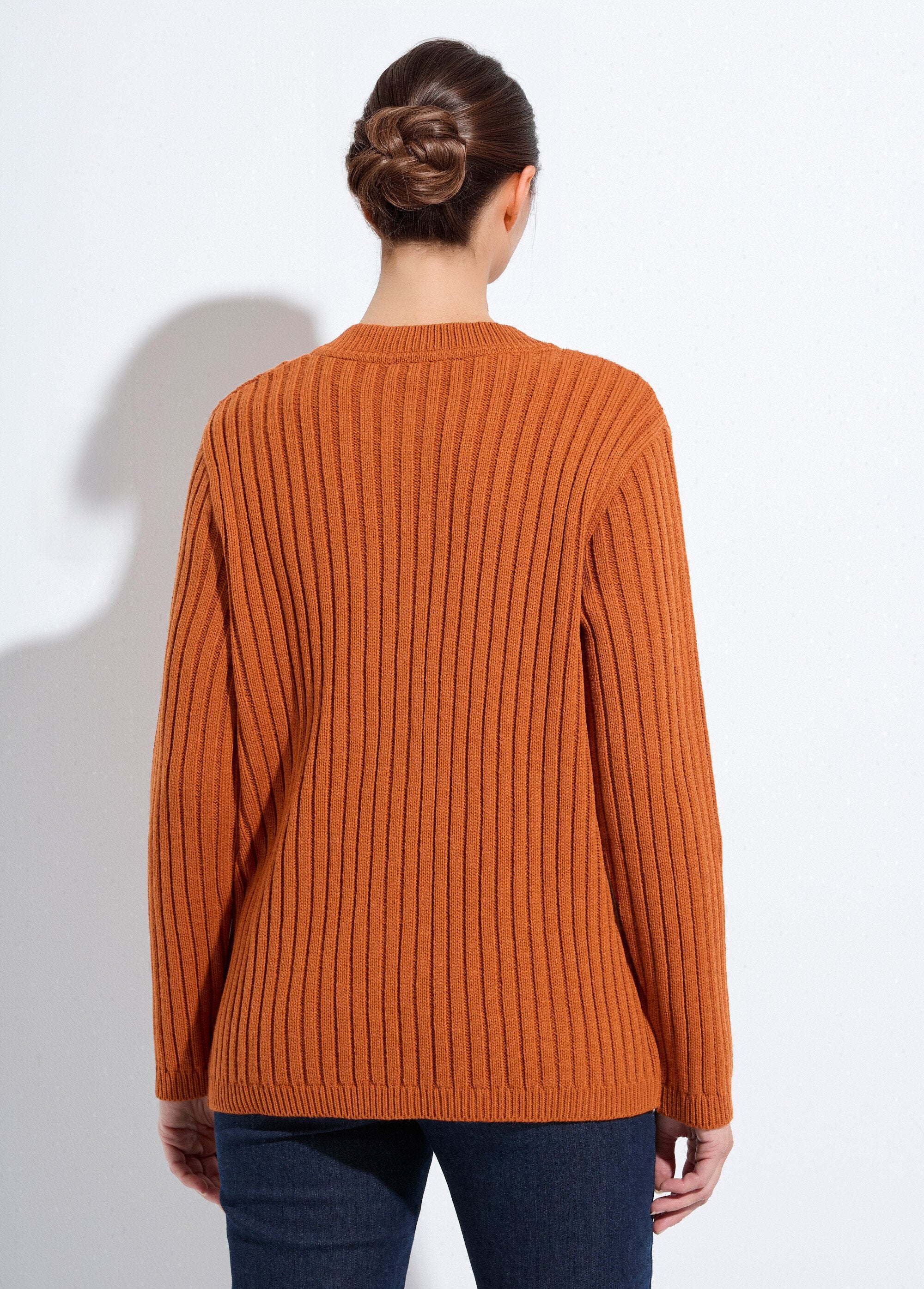 Snap-fastened_vest_with_geometric_textured_knit_wool_Spicy_DO1_slim