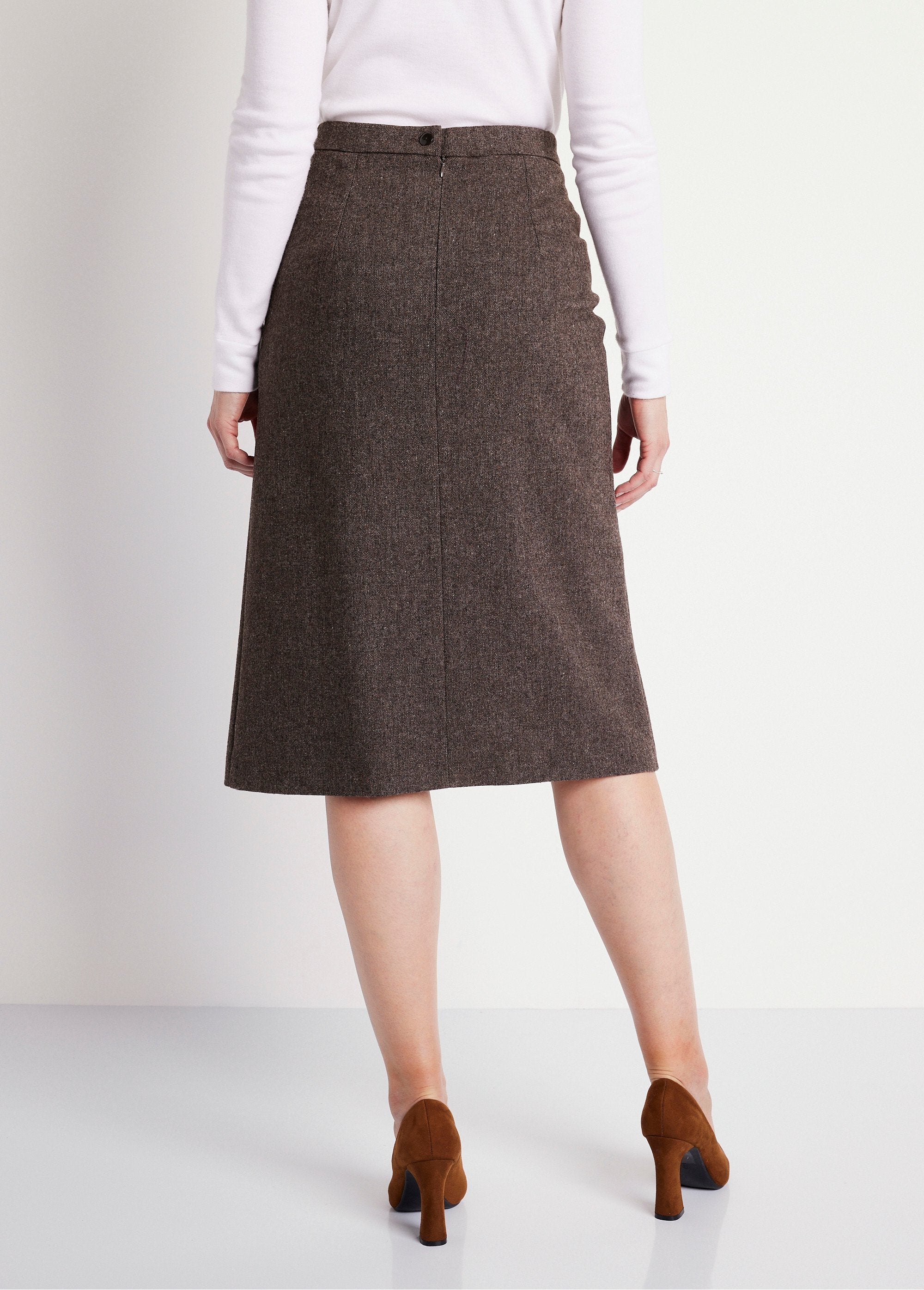Herringbone_or_heather_skirt_length_70_cm_with_wool_Brown_China_DO1_slim