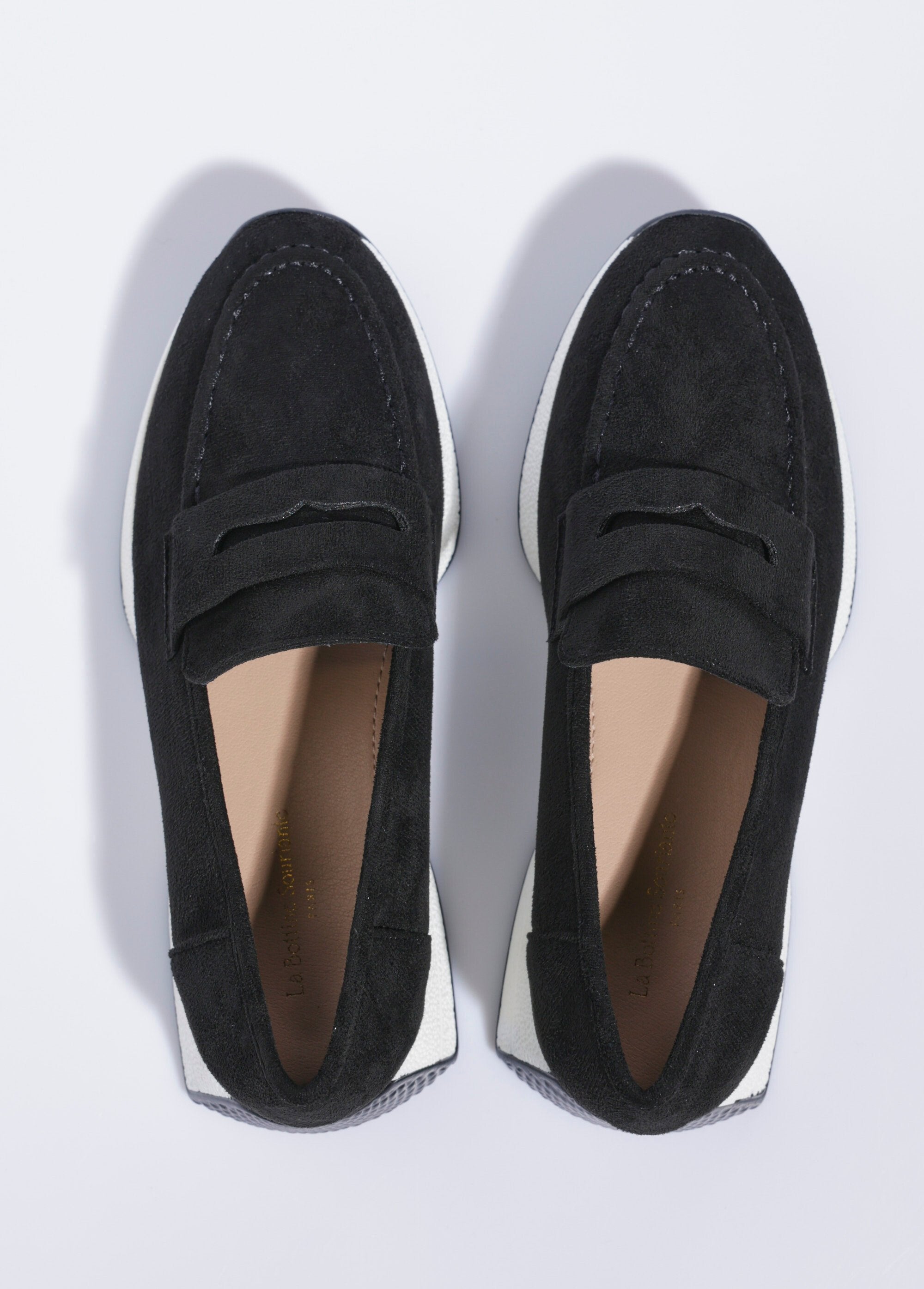 Mocassins_semelle_compensée_contrastante_Noir_OV1_slim