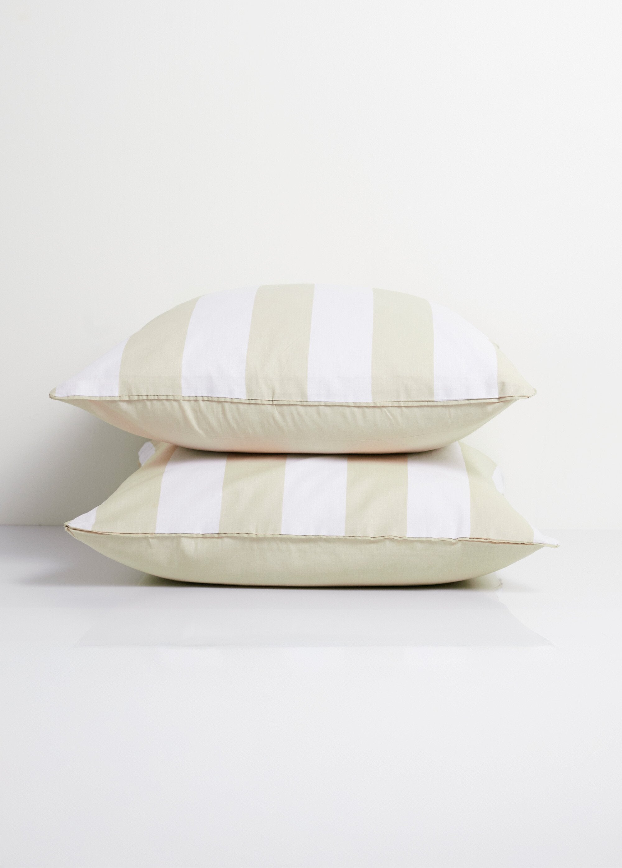 Cotton_duvet_cover_set,_stripes_Beige_DE2_slim