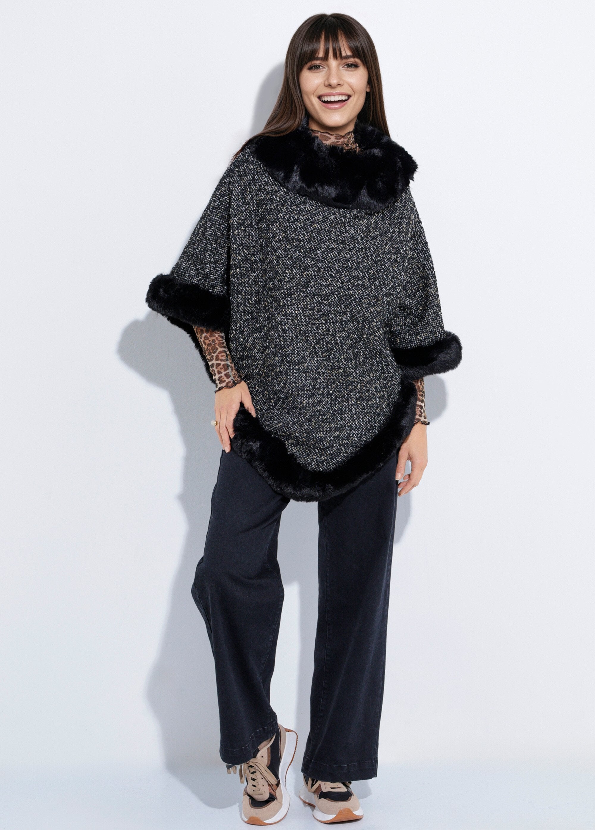 Checkered_poncho_cape_with_fur_details_Black_SF1_slim
