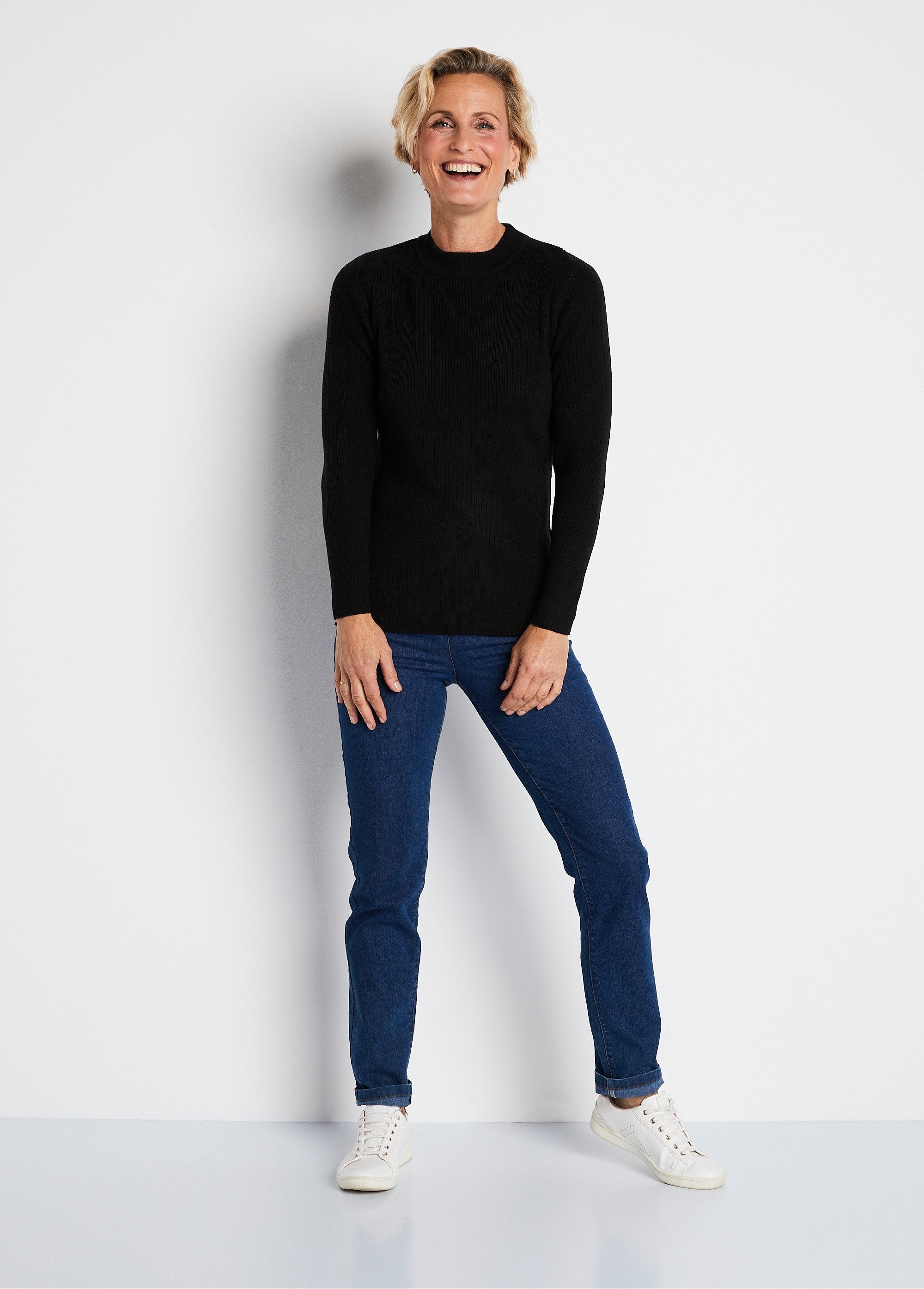 Short_ribbed_knit_high_neck_sweater_Black_SF1_slim