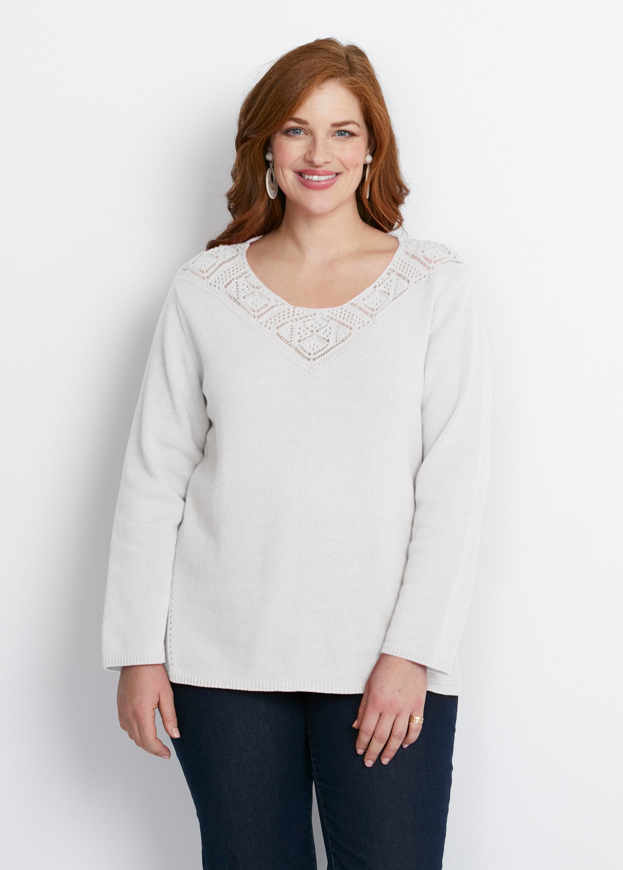 Long-sleeved_fancy_knit_sweater_White_FA1_curvy