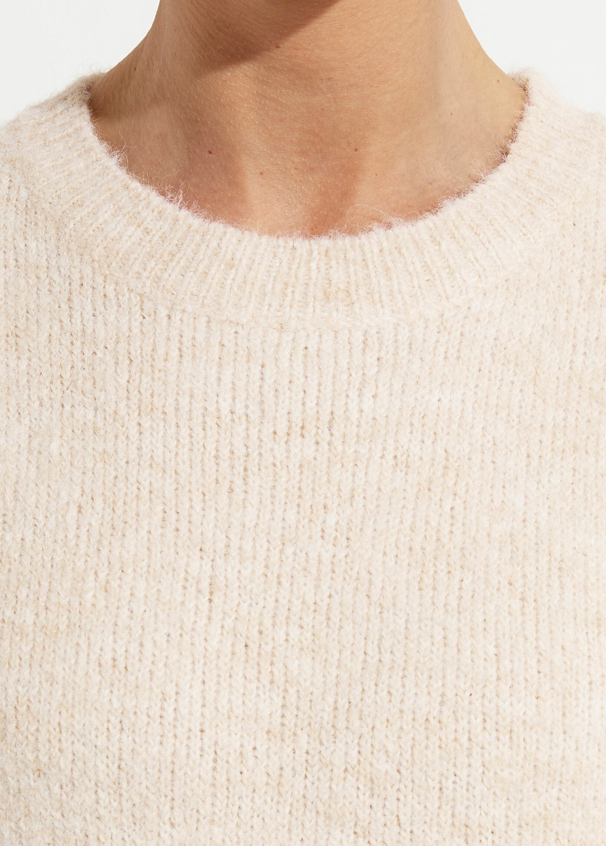Sleeveless_knit_sweater_with_wool_Ecru_DE2_slim