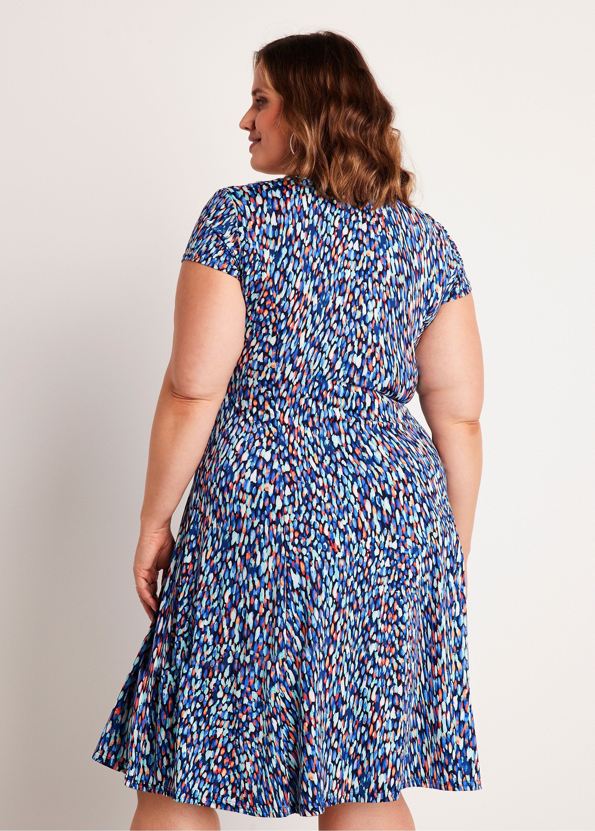 Short_curved_flared_dress_Blue_Imp_DO1_curvy