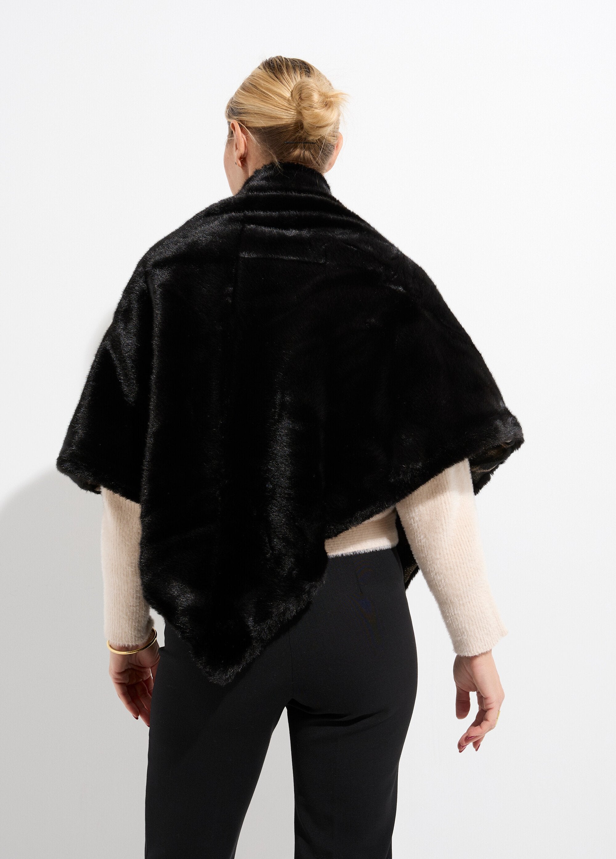 Leopard_faux_fur_choker_Black_DO1_slim