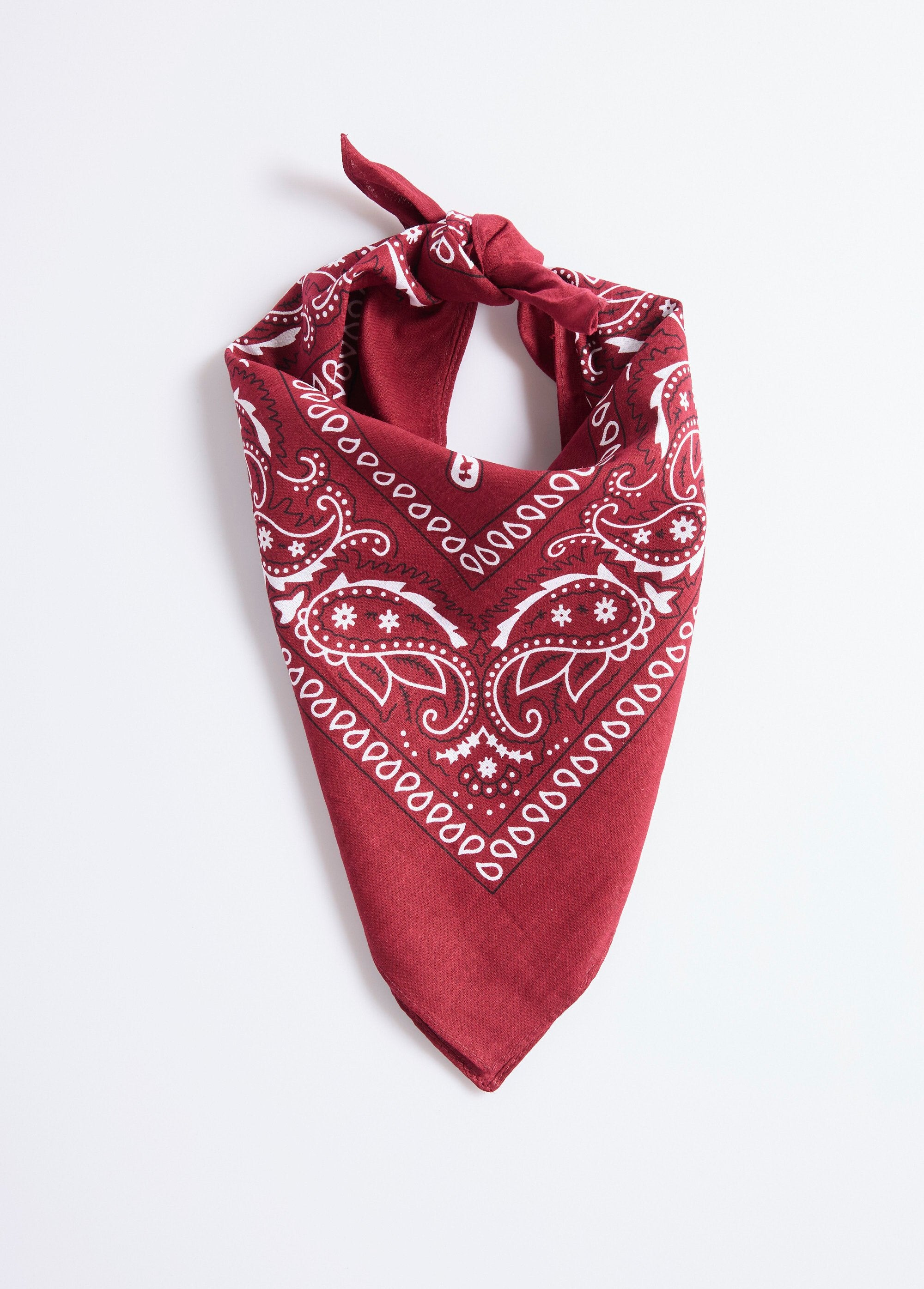 Square_bandana_scarf_Bordeaux_FA1_slim