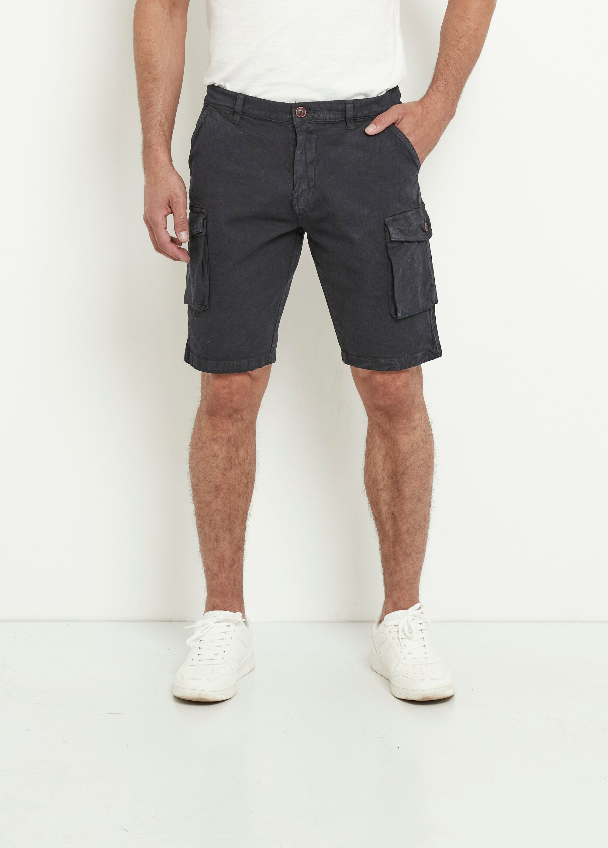 Stretch_Bermuda_shorts_with_side_flap_pockets_Marine_FA1_slim