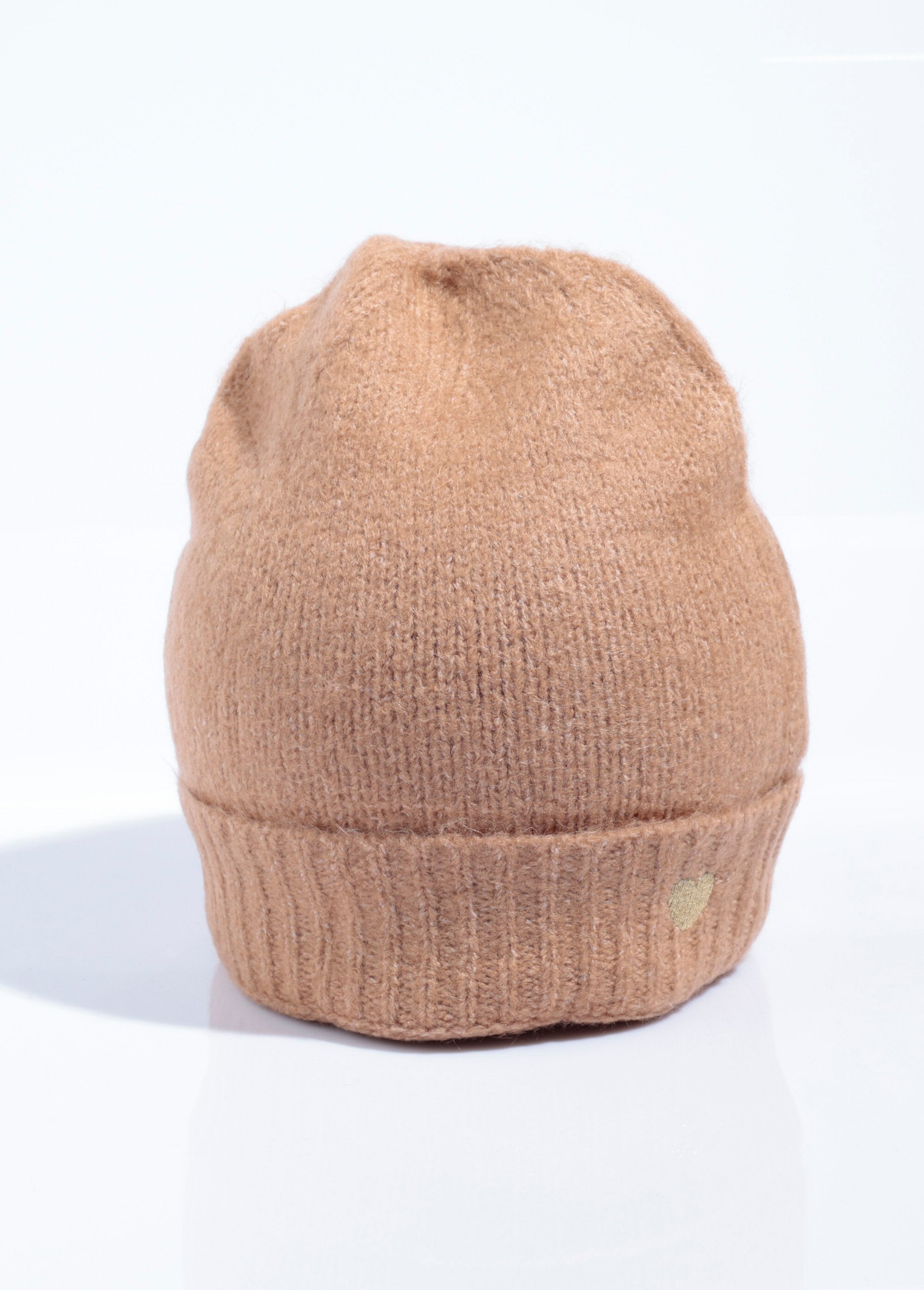 Bonnet_chaud_laine_revers_broderie_coeur_Camel_FA1_slim