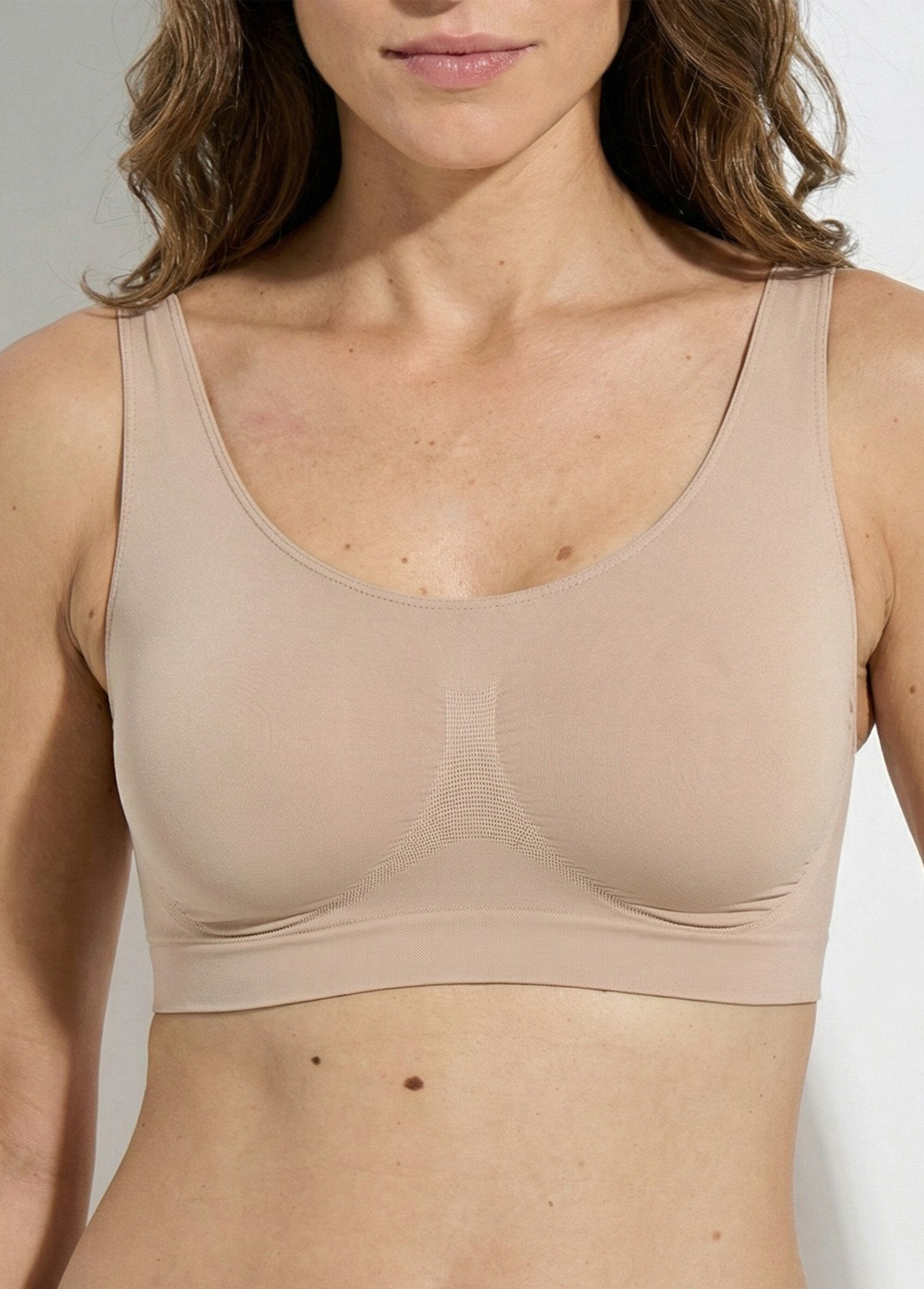 Stretch_bra_with_no_front_seams_Beige_DE1_slim