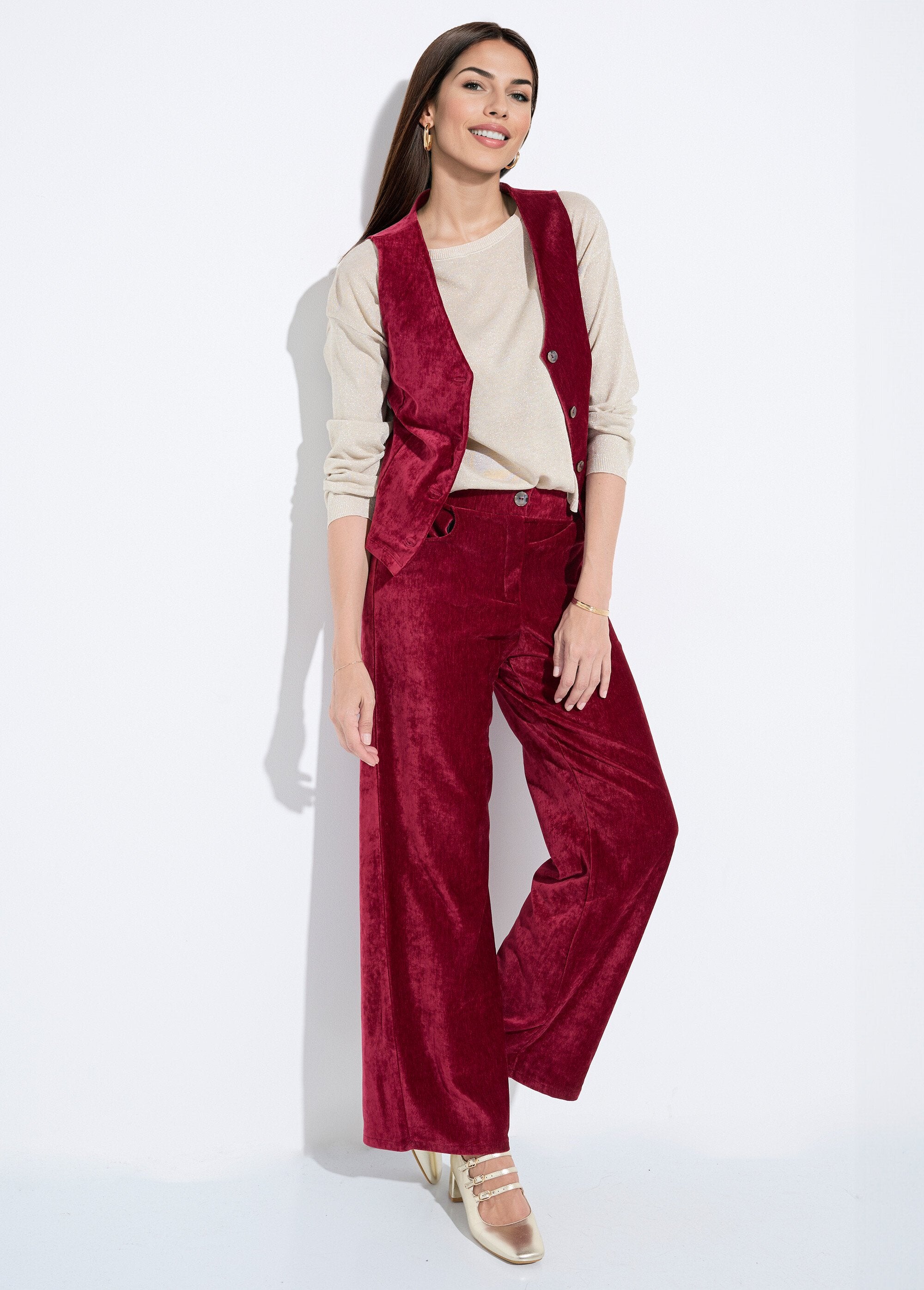Sleeveless_buttoned_velvet_waistcoat_Bordeaux_SF1_slim
