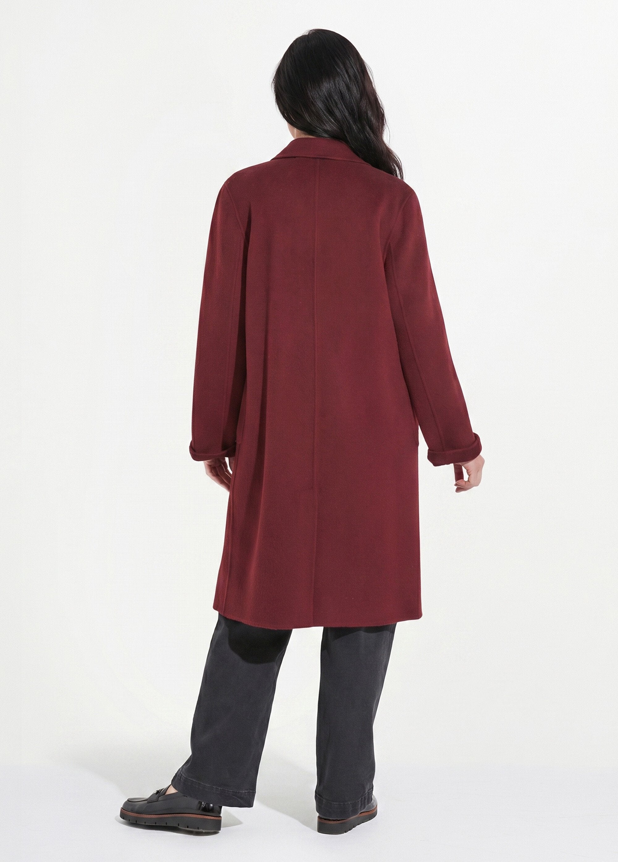 Long_woolen_coat_with_tailored_collar_Plum_DO1_slim