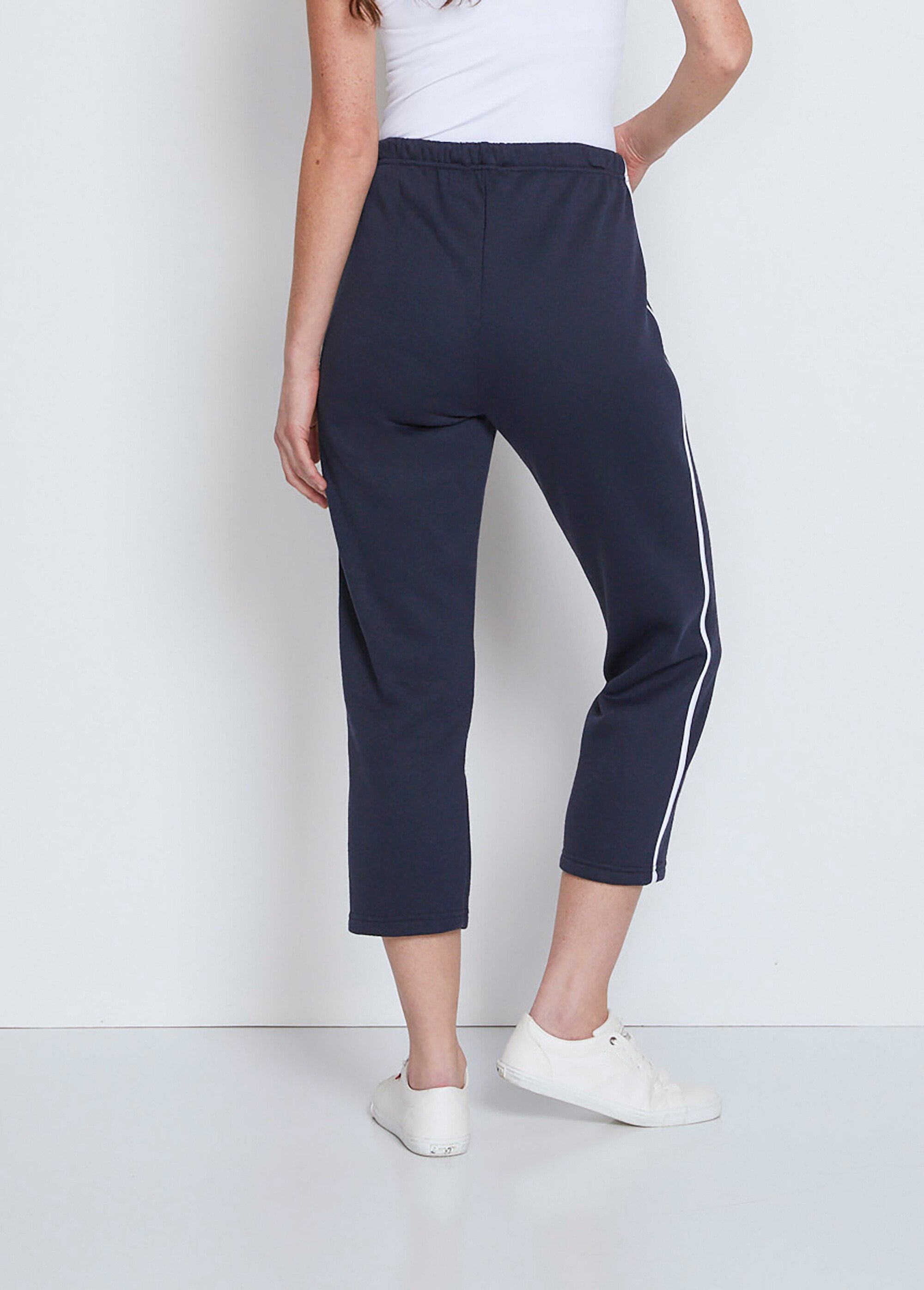 Cropped_lounge_pants_with_side_stripes_Marine_DO1_slim