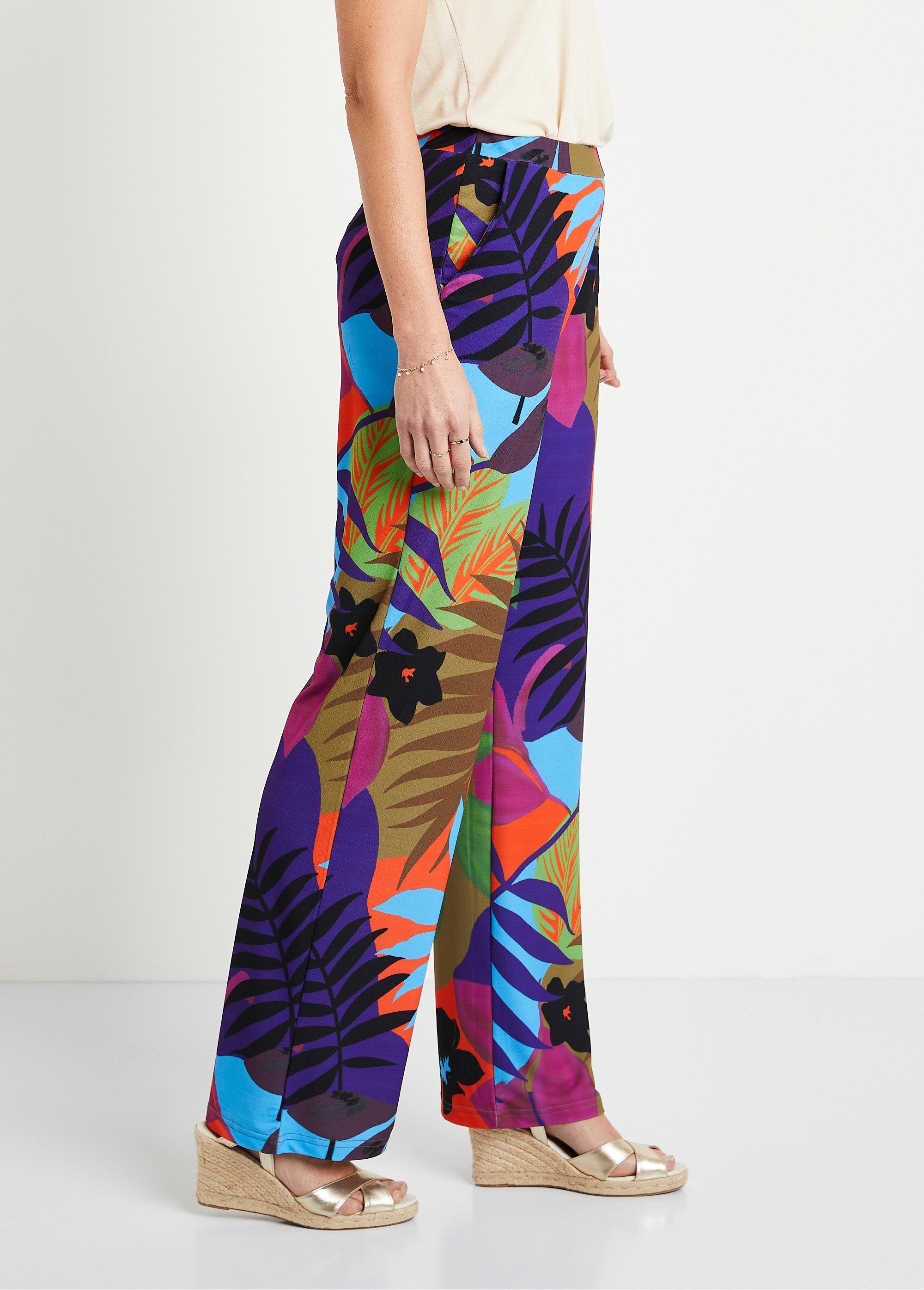 Loose_printed_elasticated_waist_pants_Multicolor_DR1_slim