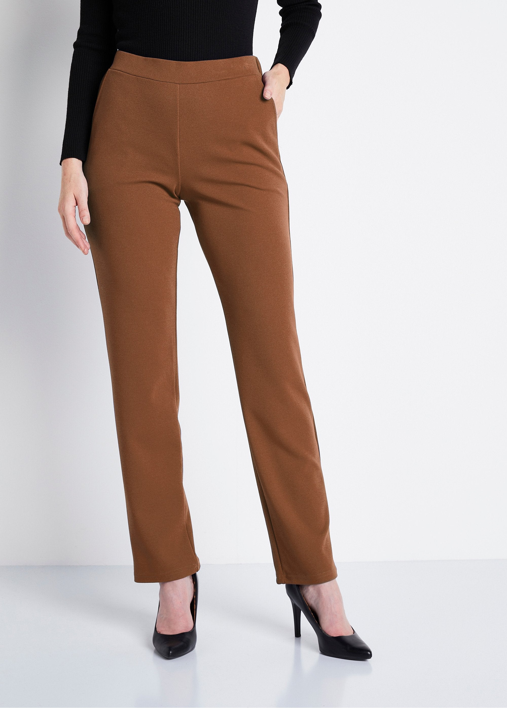 Straight_pants_with_elasticated_waist_and_crepe_knit_camel_FA1_slim