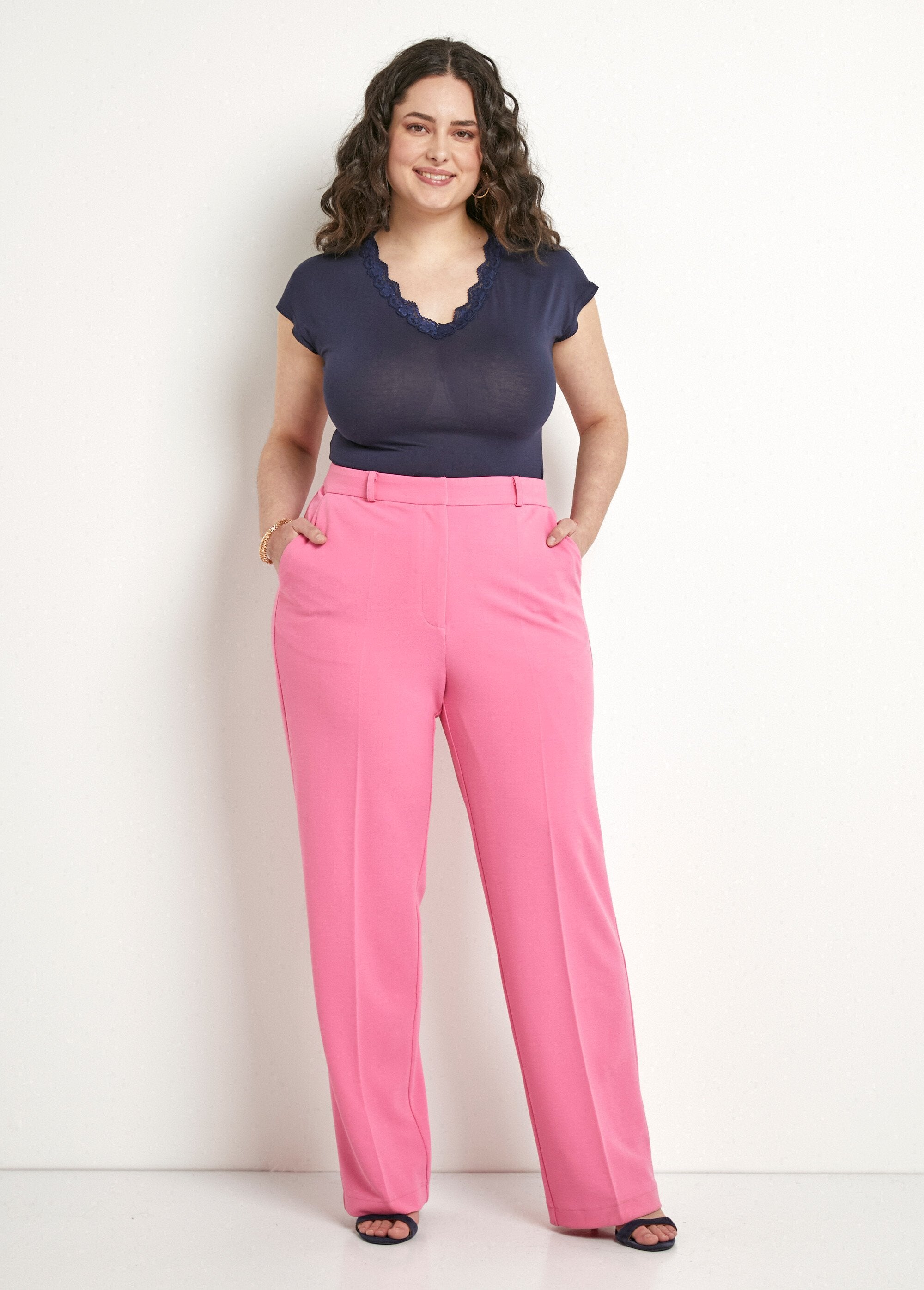 Wide_flowing_pants_Pink_SF1_curvy