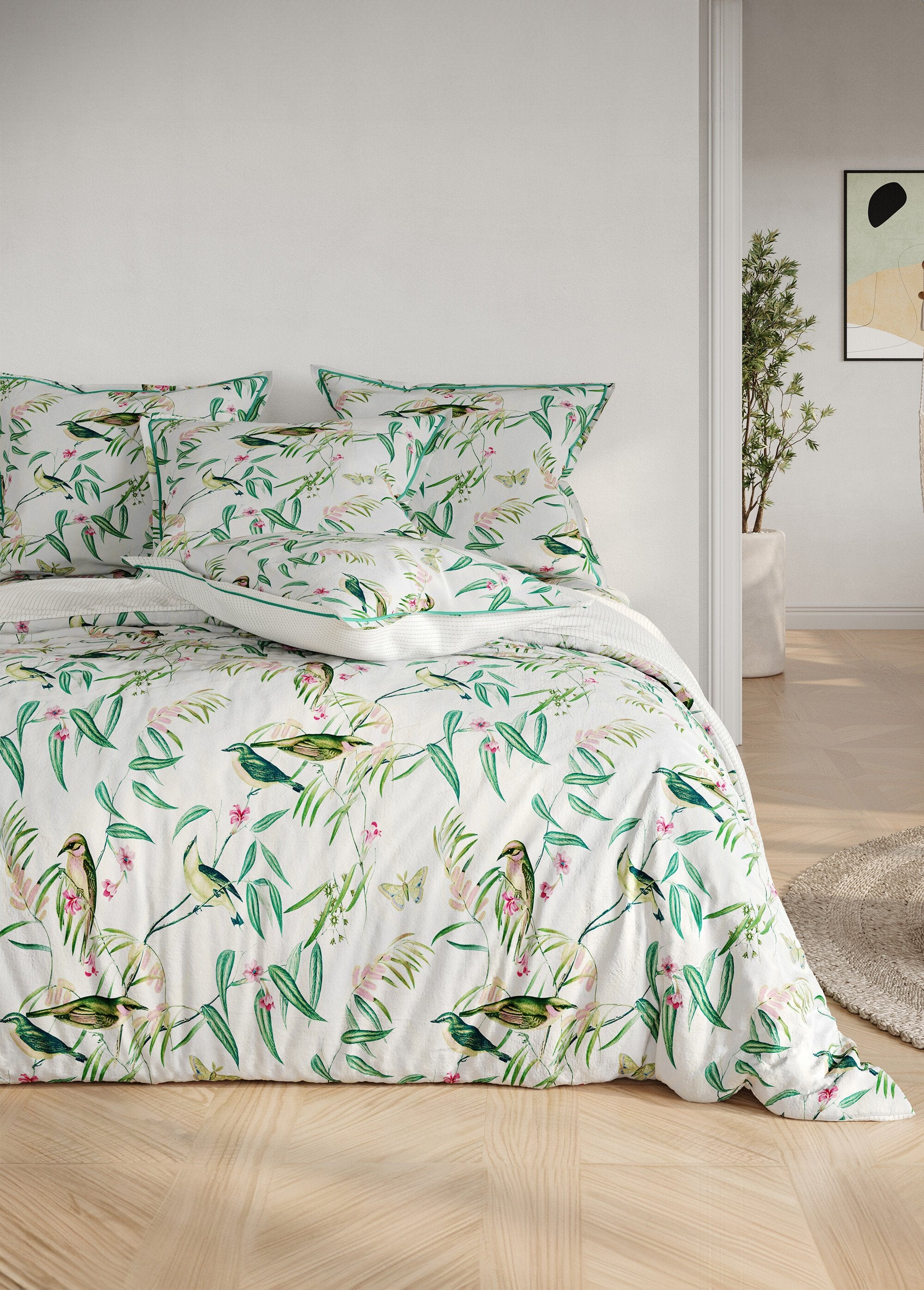 4-piece_bed_set_with_flat_sheet,_birds_White_FA1_slim