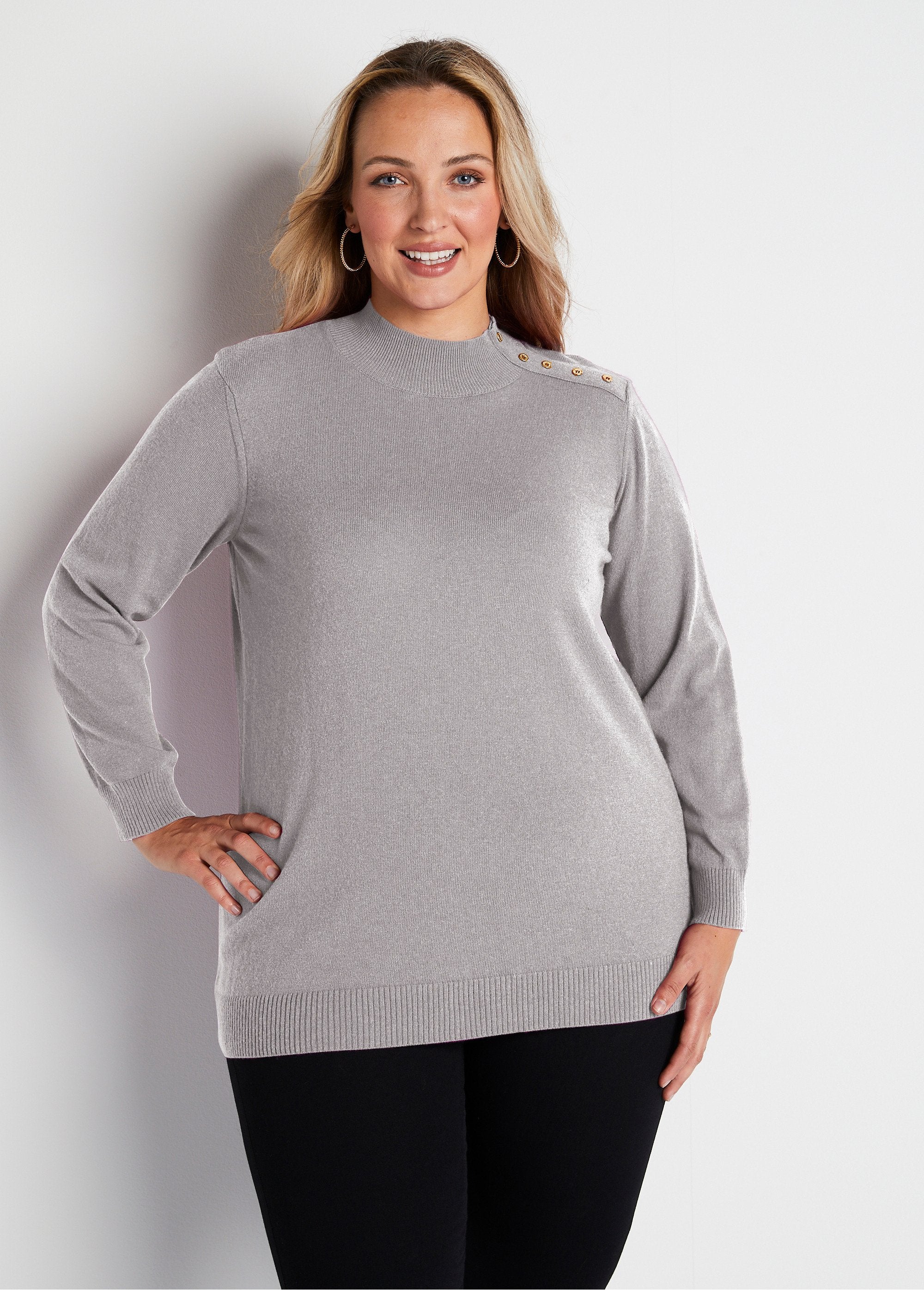 Sweater_with_recycled_fibers,_wool_and_cashmere_Gray_FA1_curvy