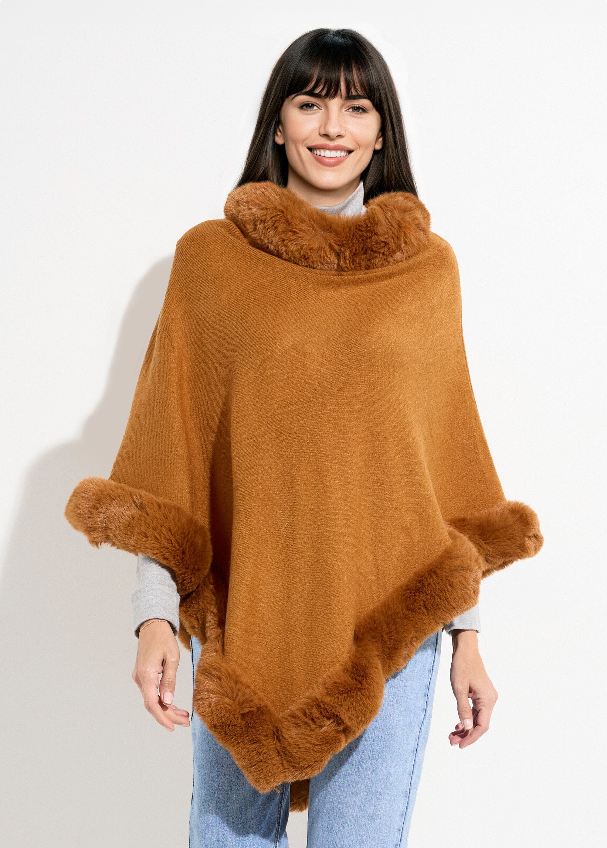 Cape_sweater,_tone-on-tone_fur_trim_camel_FA1_slim