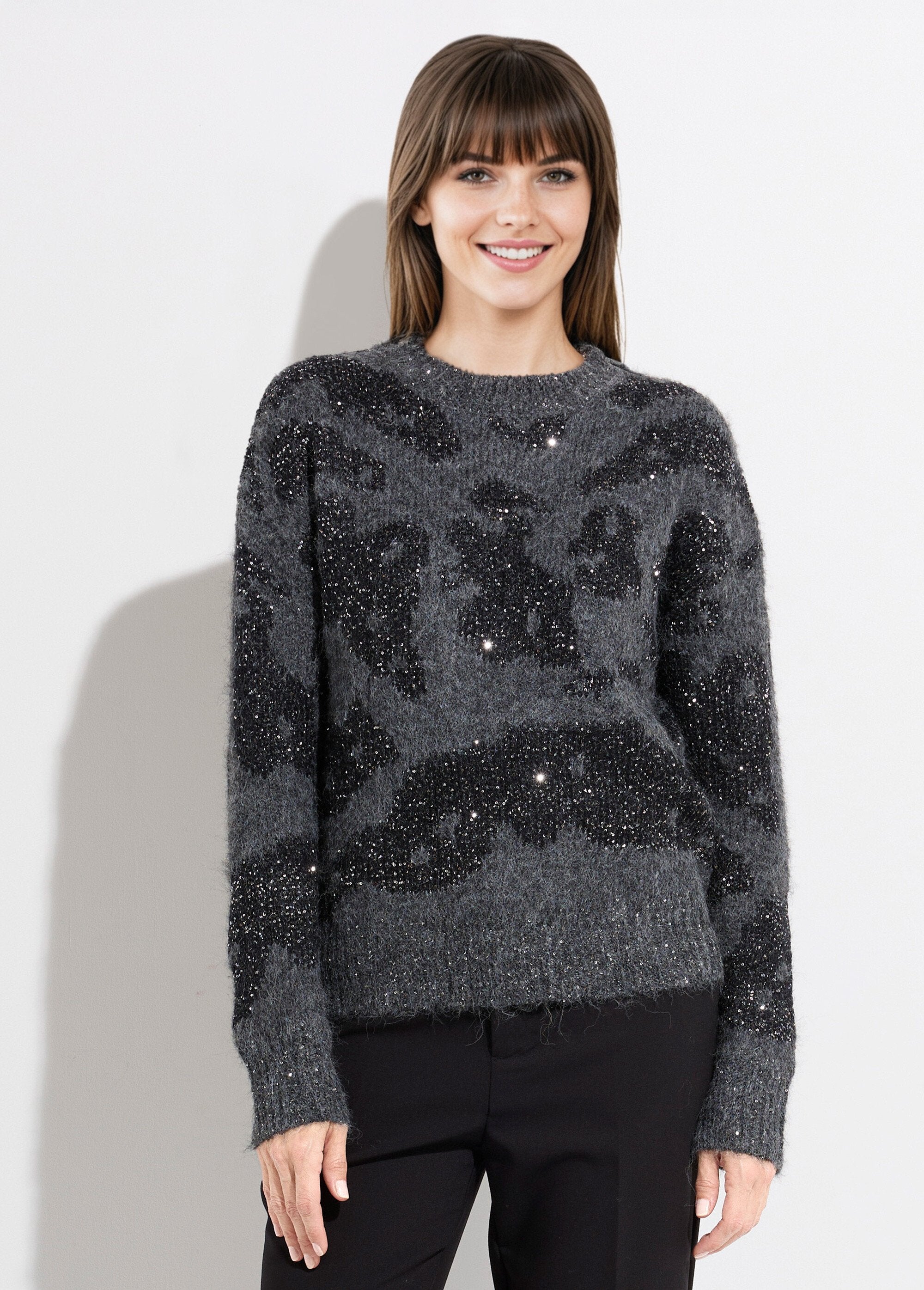 Warm_crew_neck_sweater_in_wool_and_sequins_Grey_leopard_FA1_slim
