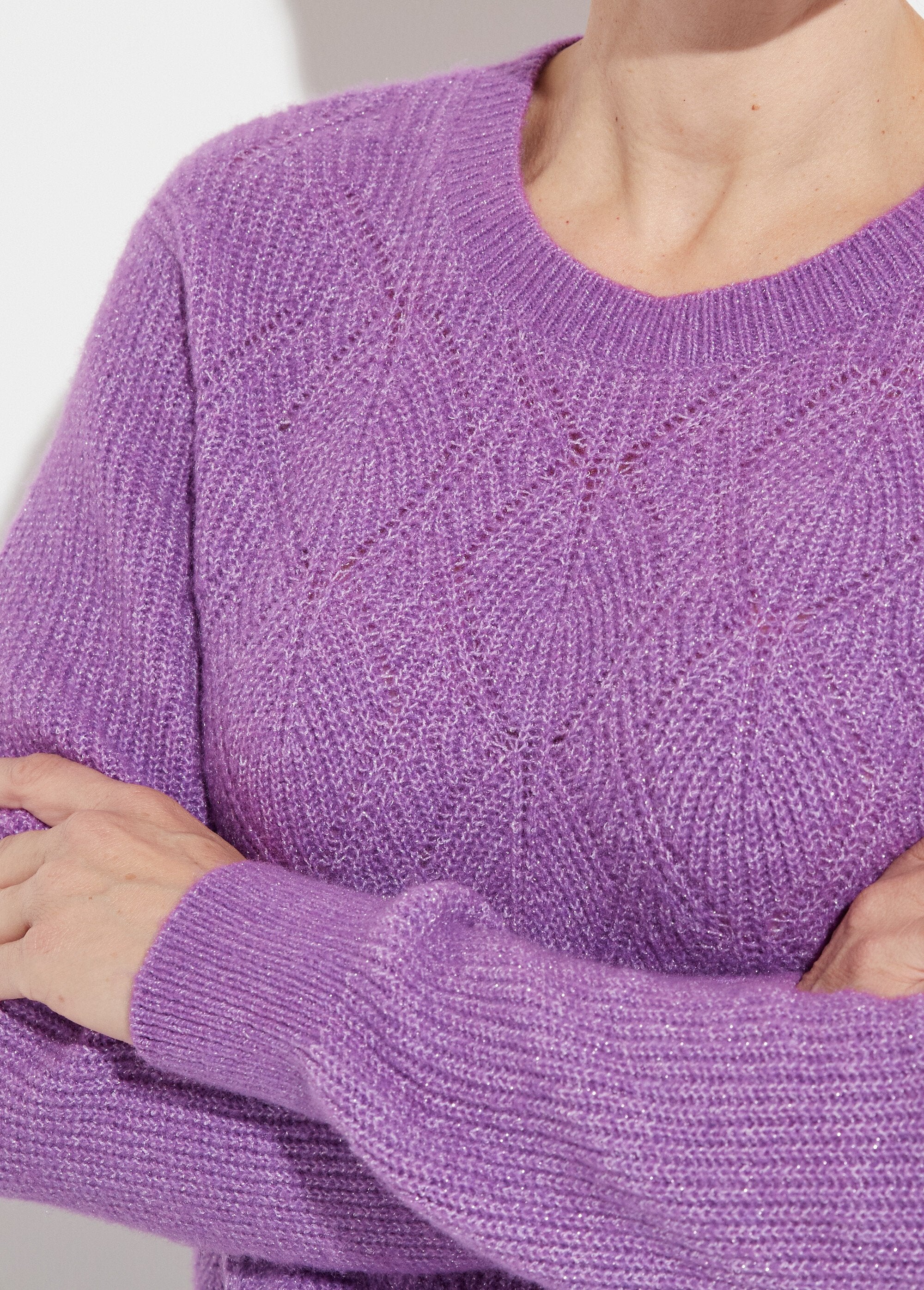 Soft_openwork_sweater_in_recycled_fibers_and_wool_Violet_DE1_slim