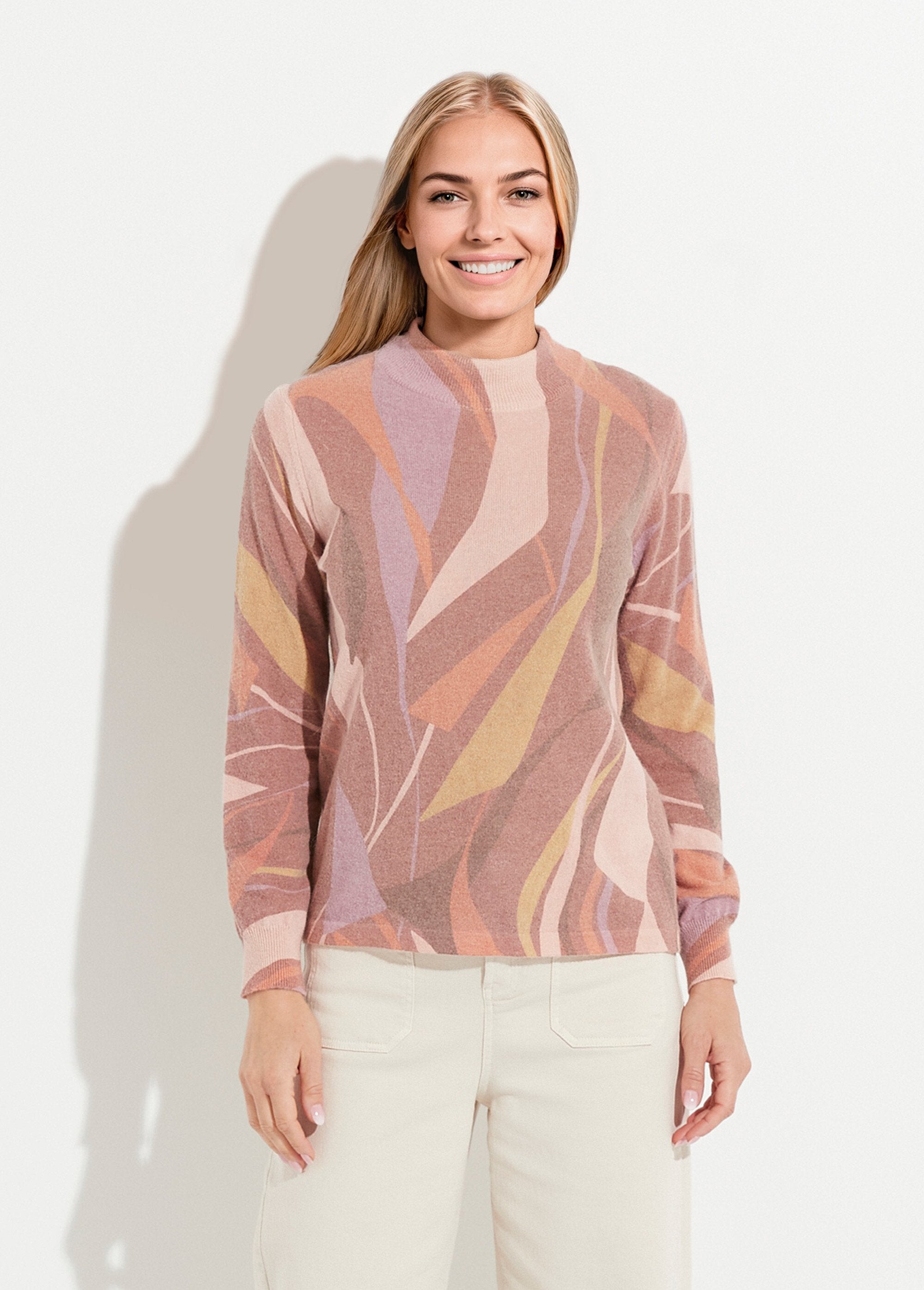 Fine,_warm,_high-neck_sweater_with_wool_and_printed_angora_Hazelnut_and_beige_FA1_slim