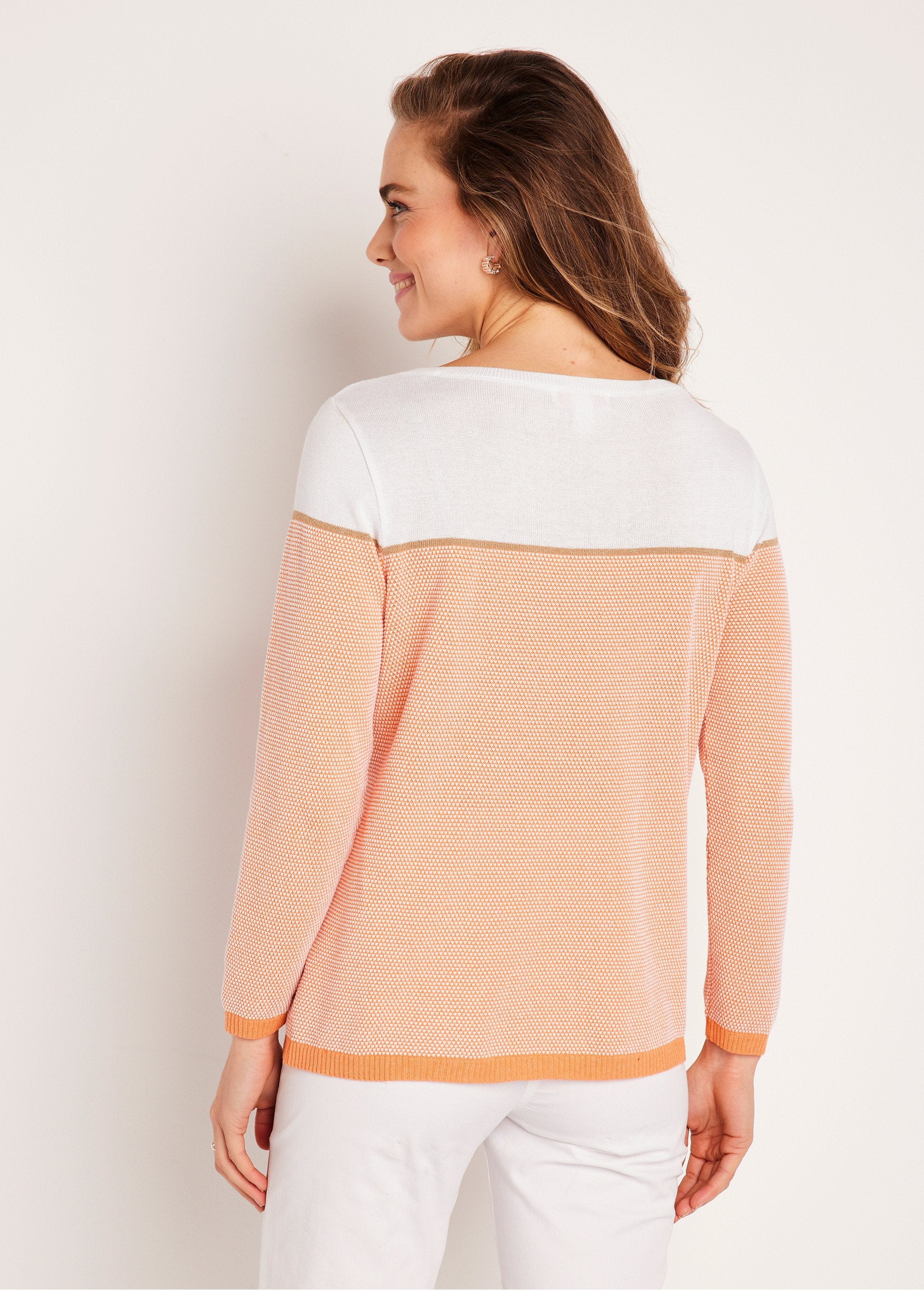 Thin_round_neck_long_sleeve_sweater_White_and_orange_DO1_slim