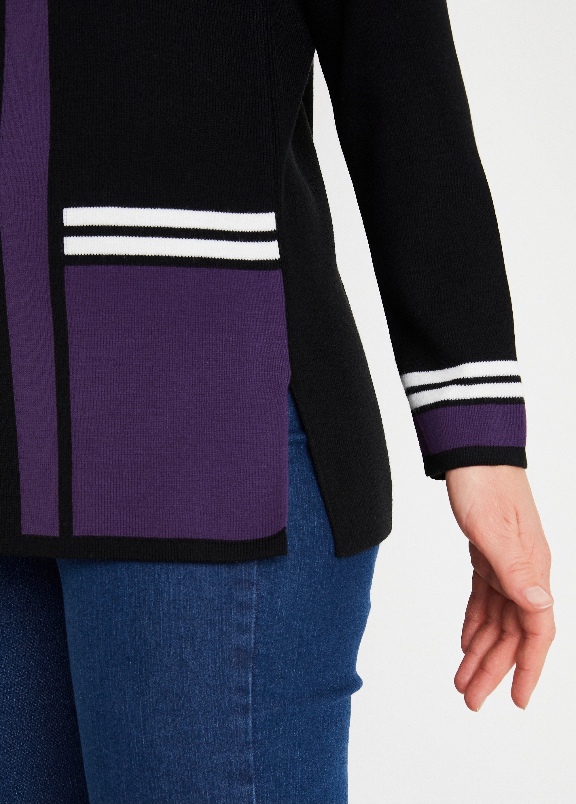 Color_block_graphic_jacquard_long_tunic_sweater_Black_and_plum_DE2_slim