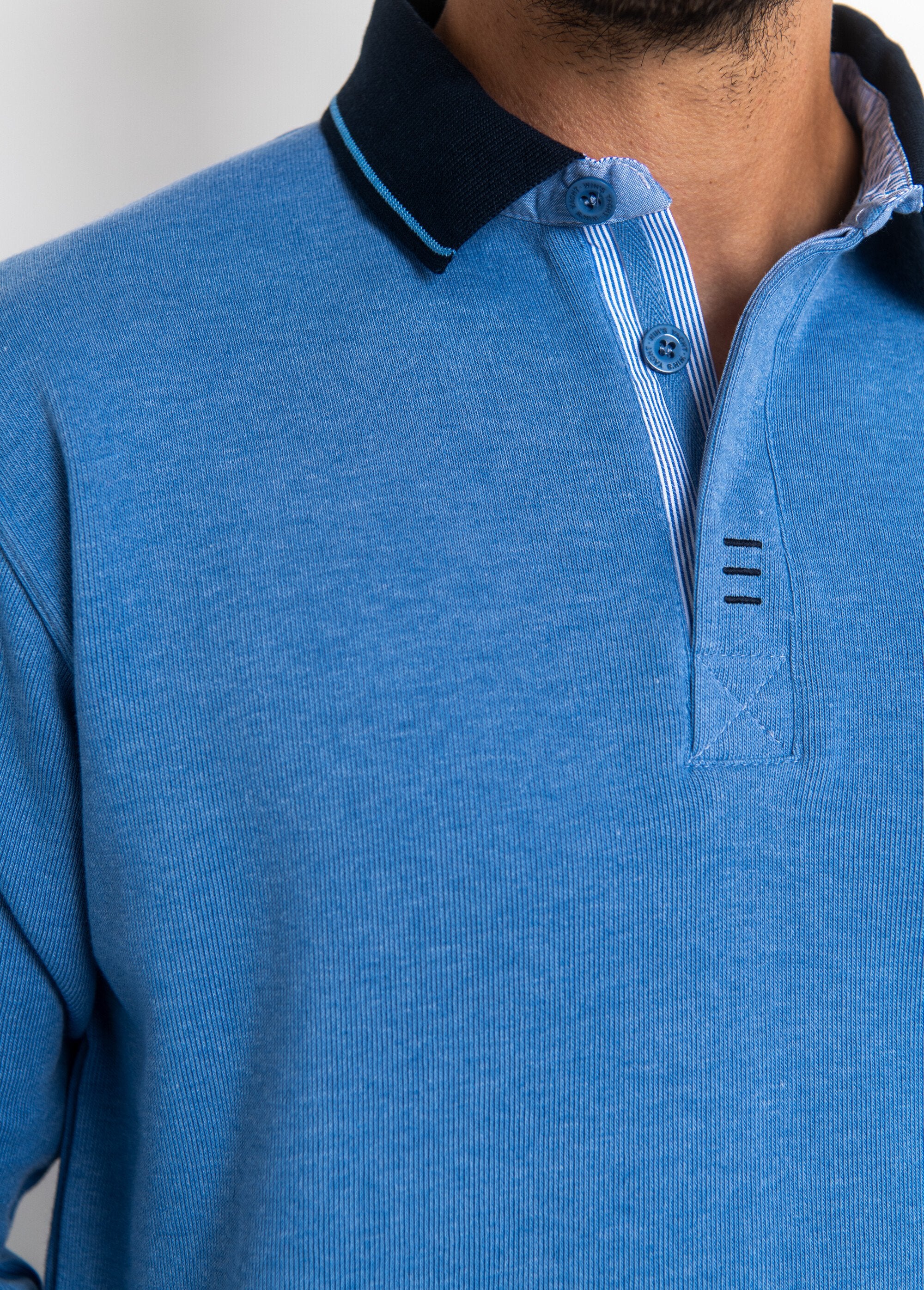 Long-sleeved_polo_shirt_with_chest_pocket_Sky_blue_DE2_slim