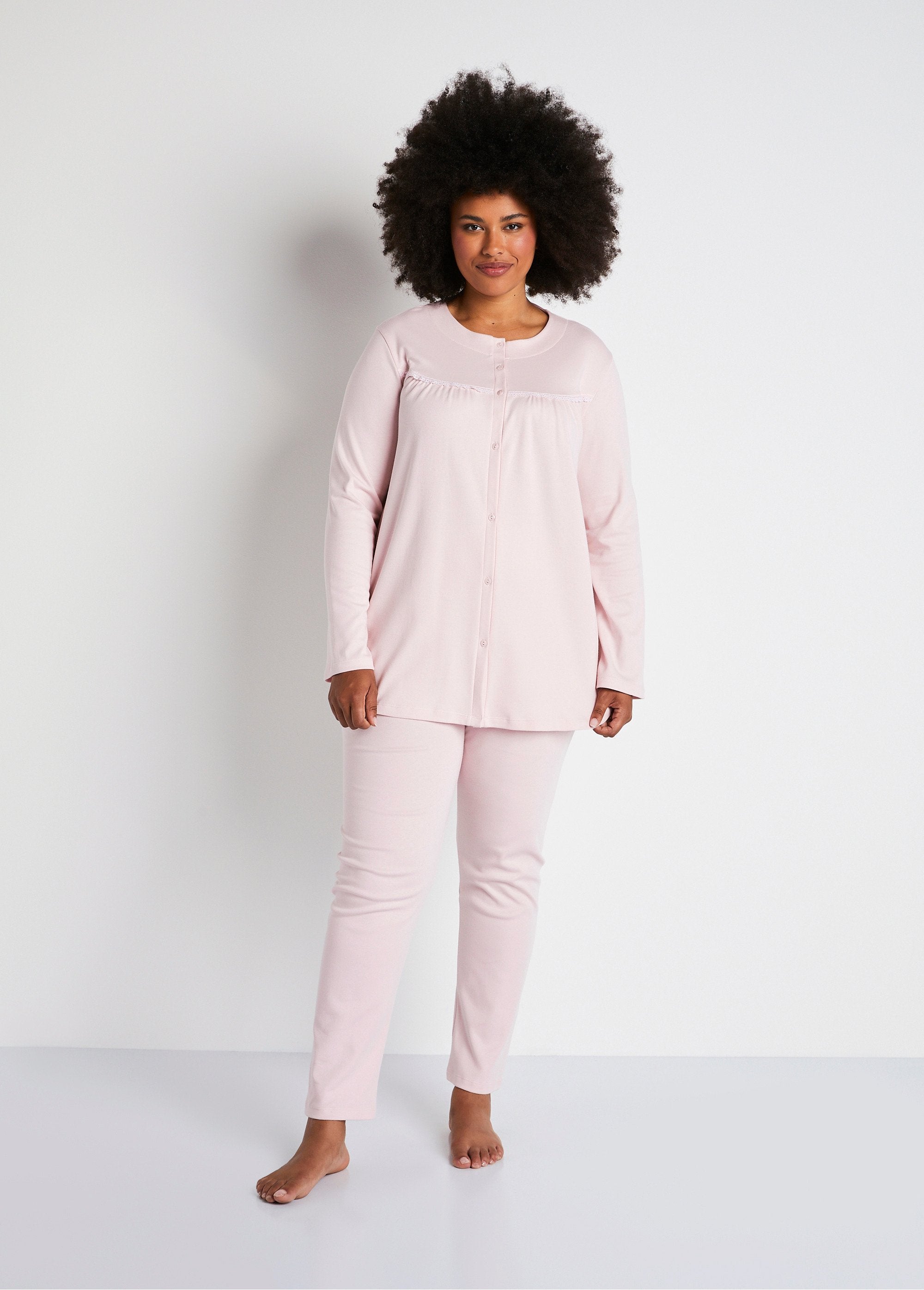 Plain_lace_interlock_knit_pajamas_Pink_FA1_curvy