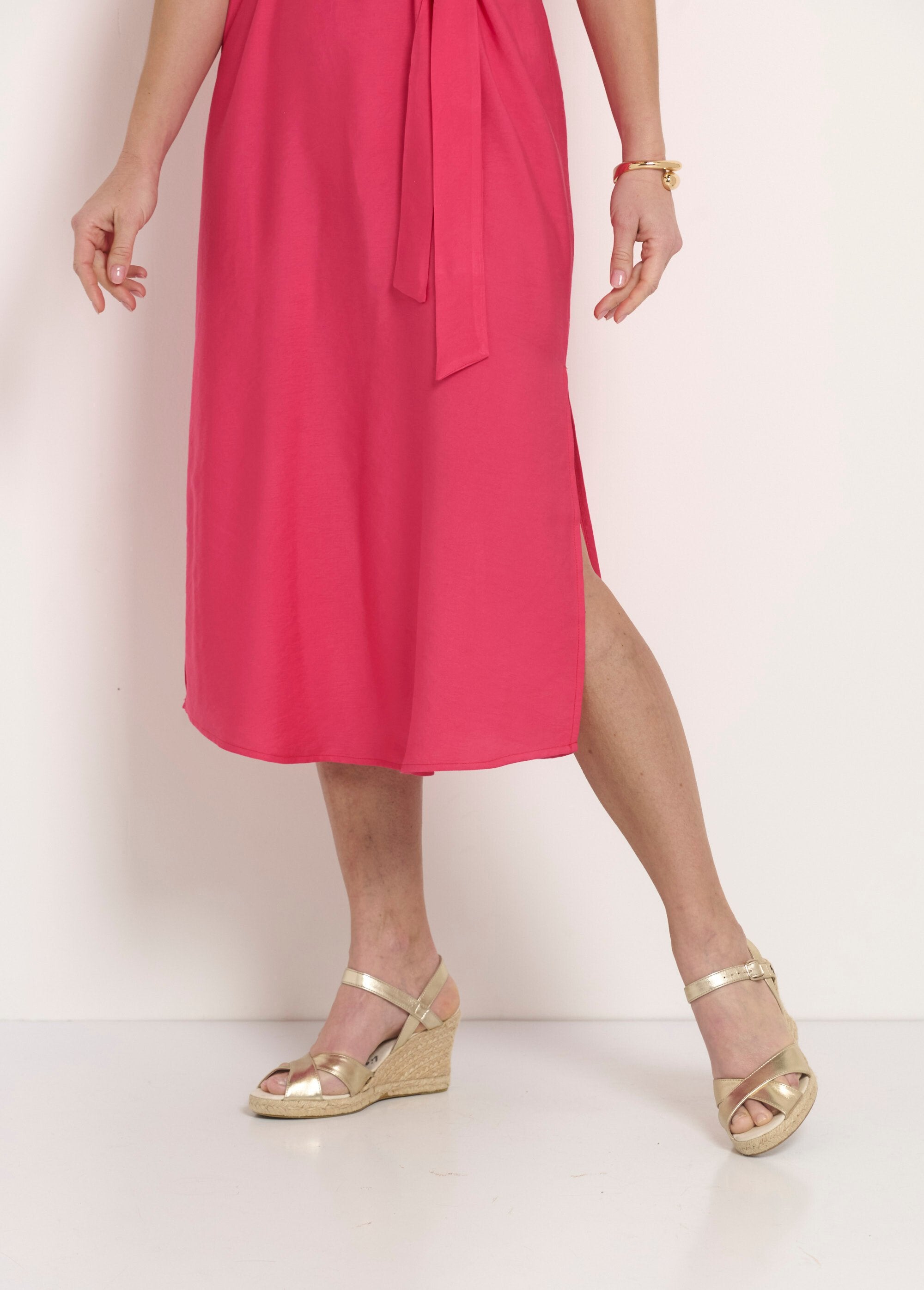 Long_shirt_dress_with_short_sleeves_Raspberry_DE2_slim