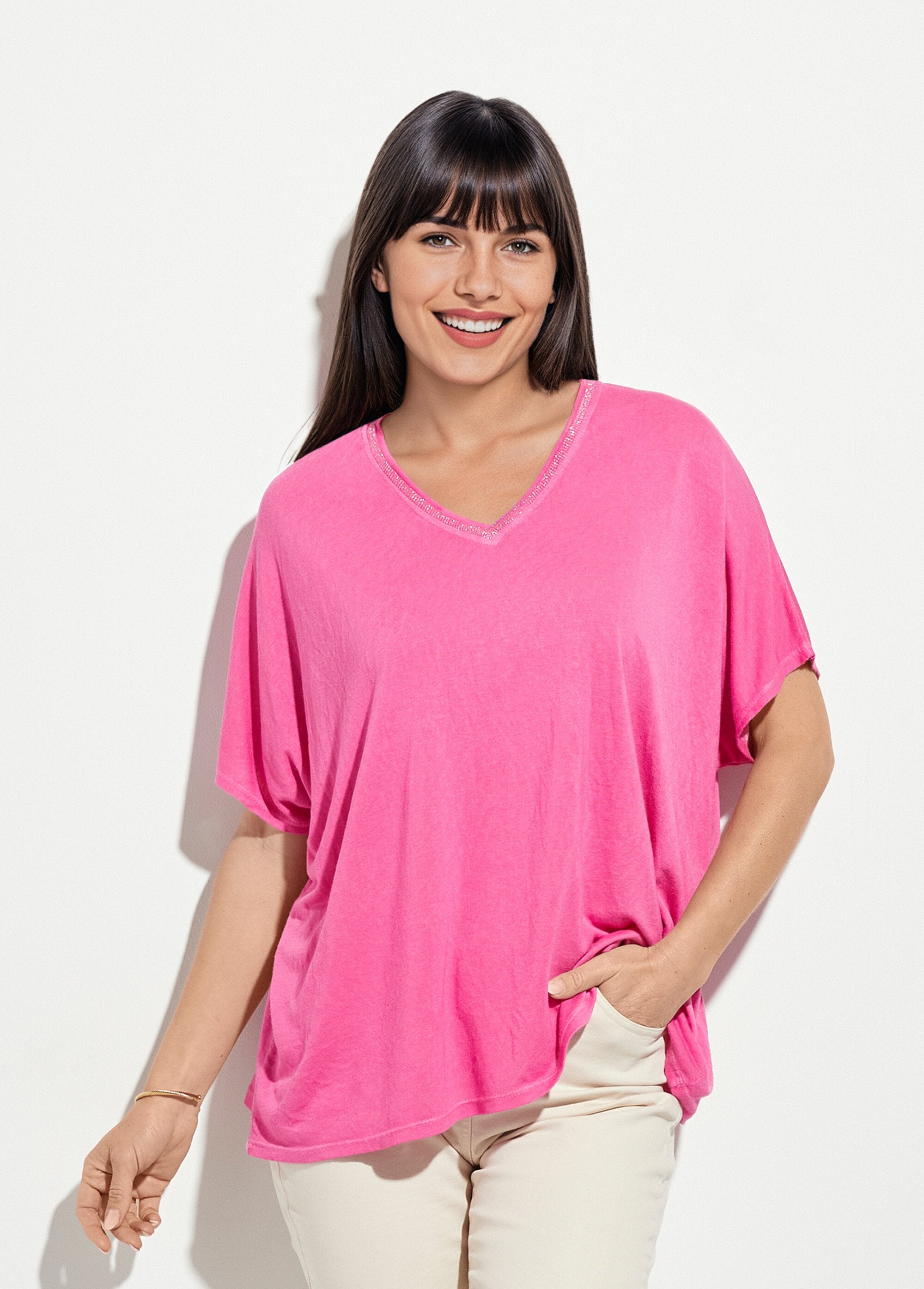 Metallic_V-neck_T-shirt_with_kimono_sleeves_Fuchsia_FA1_slim