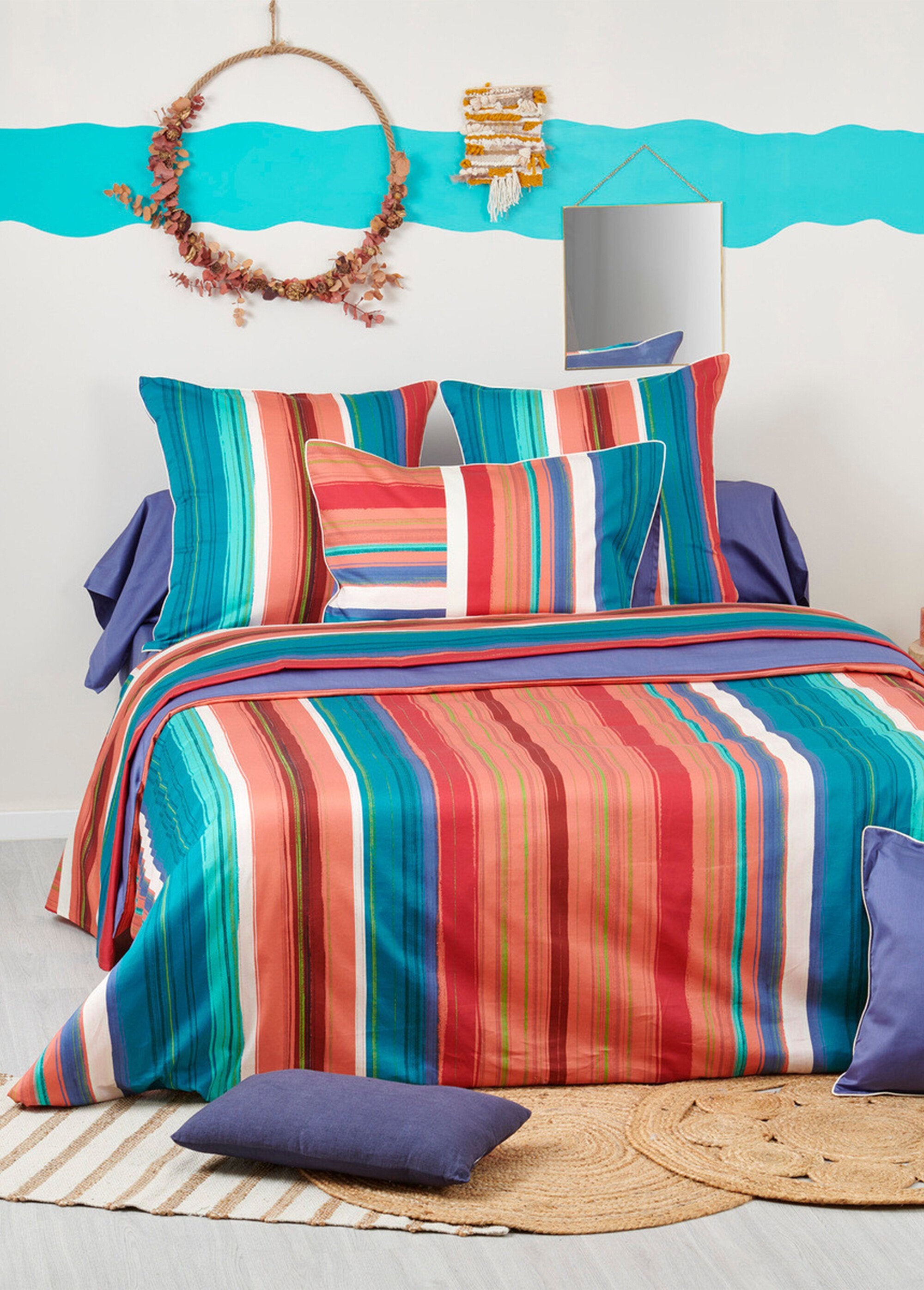 MIKA_cotton_satin_pillowcase_Blue_DE1_slim