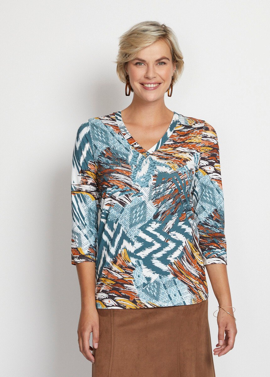 Printed_V-neck_T-shirt_with_3/4_sleeves_Honey_and_duck_FA1_slim