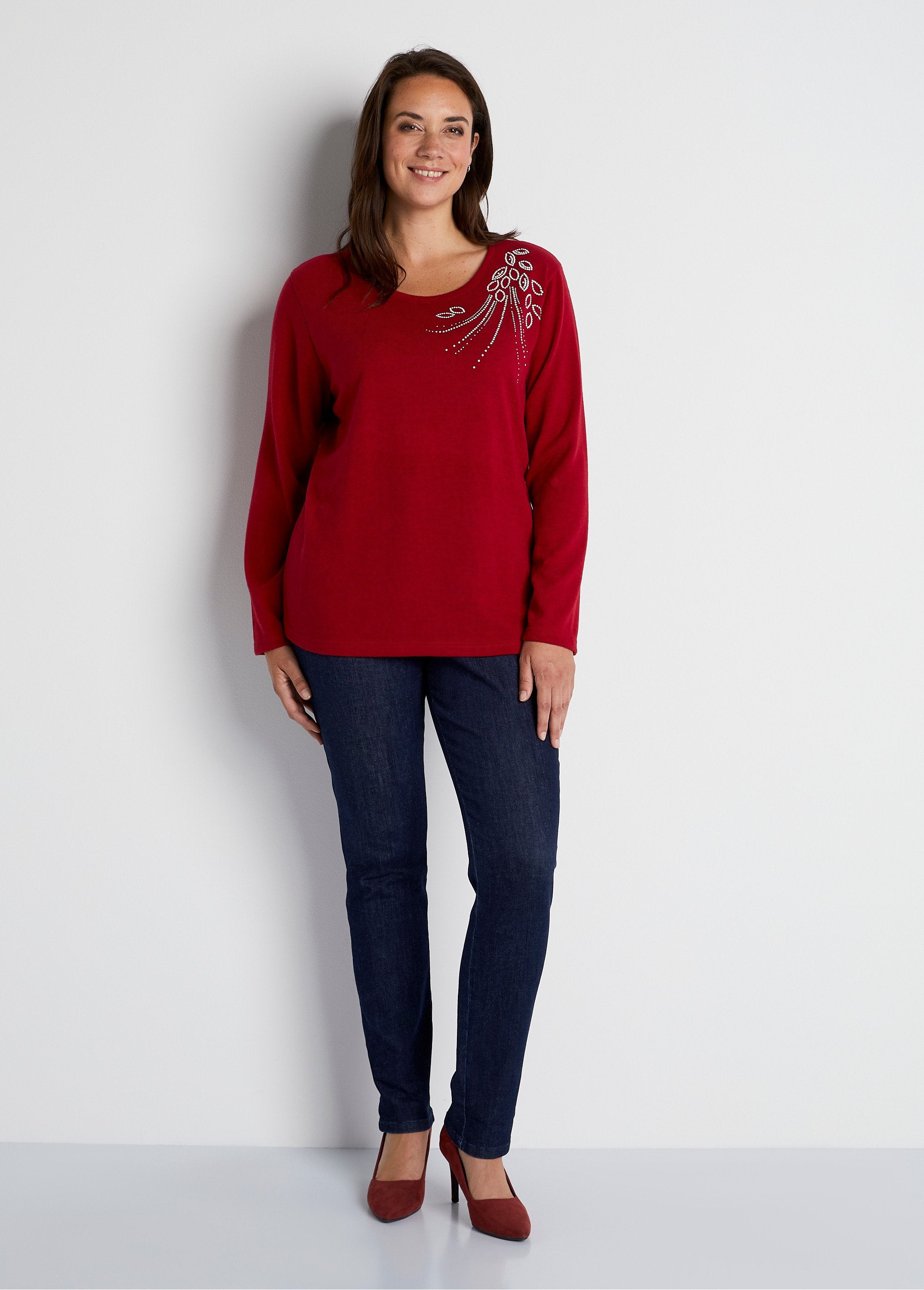 Short_warm_knit_beaded_T-shirt_Bordeaux_SF1_curvy