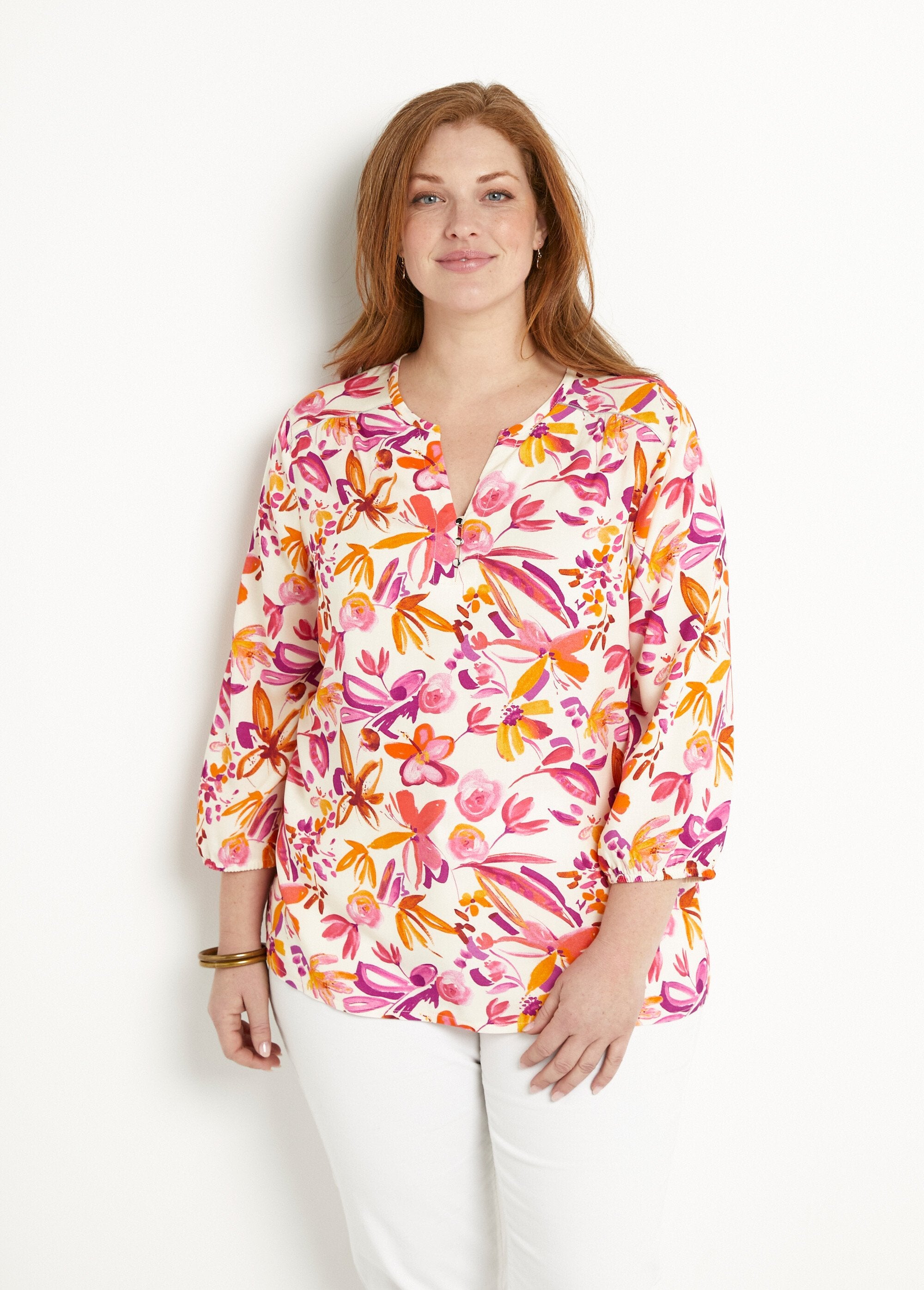 Long_loose_floral_tunic_with_3/4_sleeves_Orange_and_pink_FA1_curvy