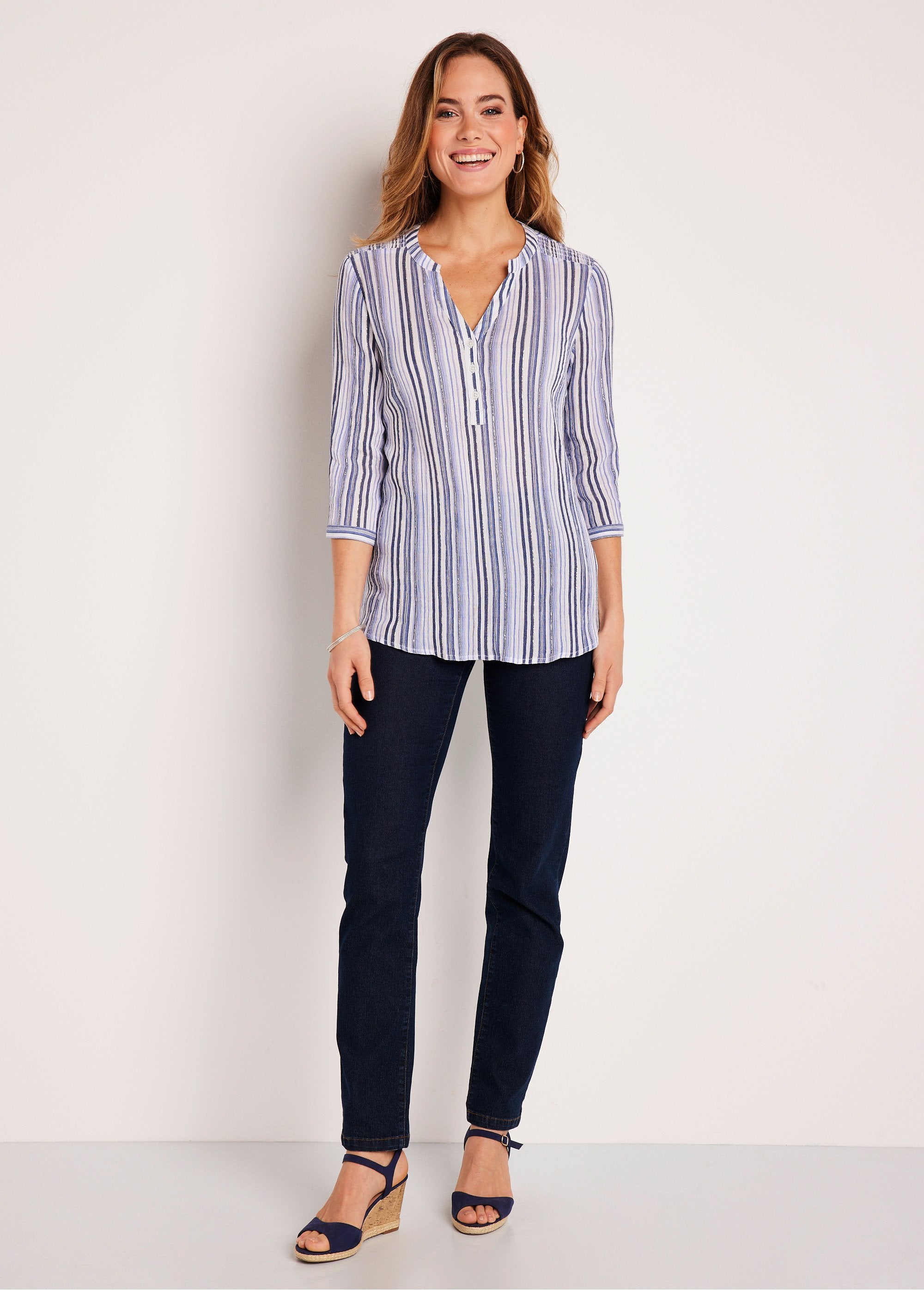 Long_straight_shiny_striped_tunic_Blue_SF1_slim