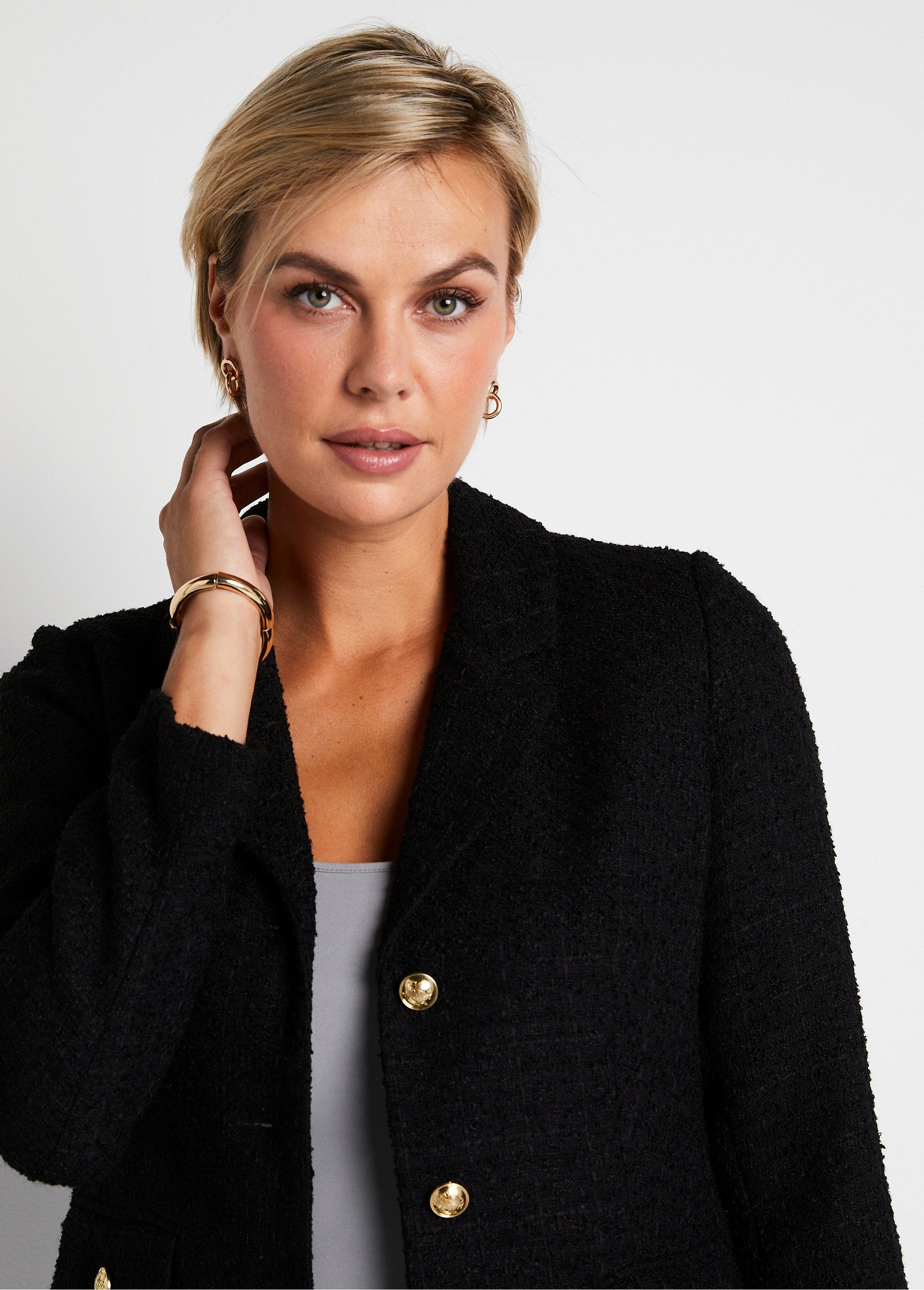 Straight_buttoned_jacket_in_basket_weave_fabric_with_tailored_collar_Black_DE1_slim